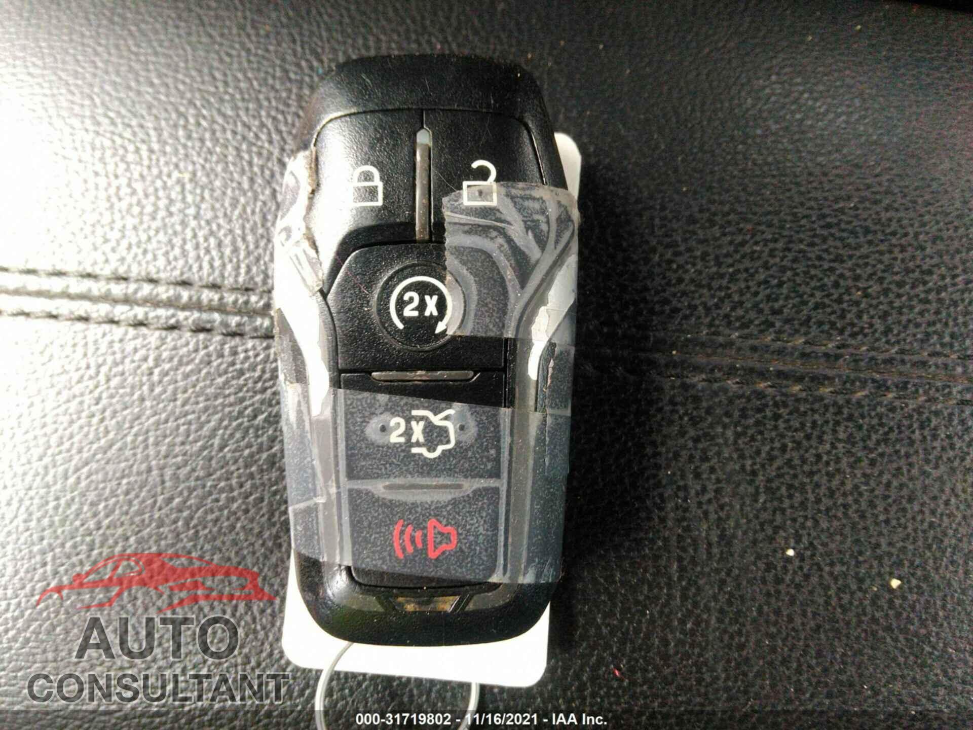 FORD MUSTANG 2017 - 1FA6P8TH2H5205362