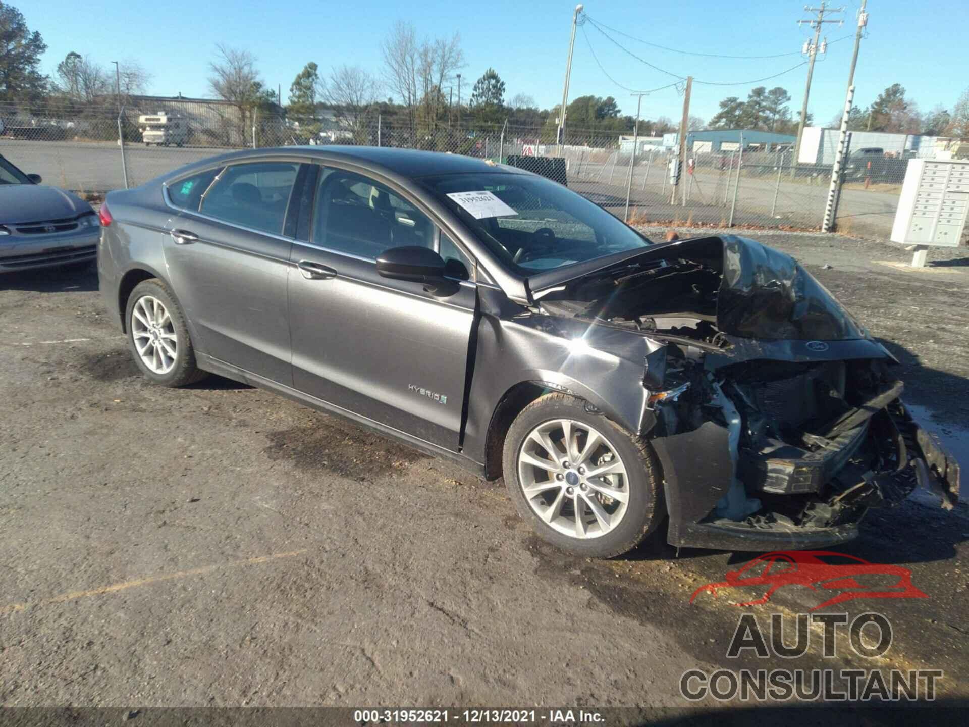 FORD FUSION 2017 - 3FA6P0LU4HR256860