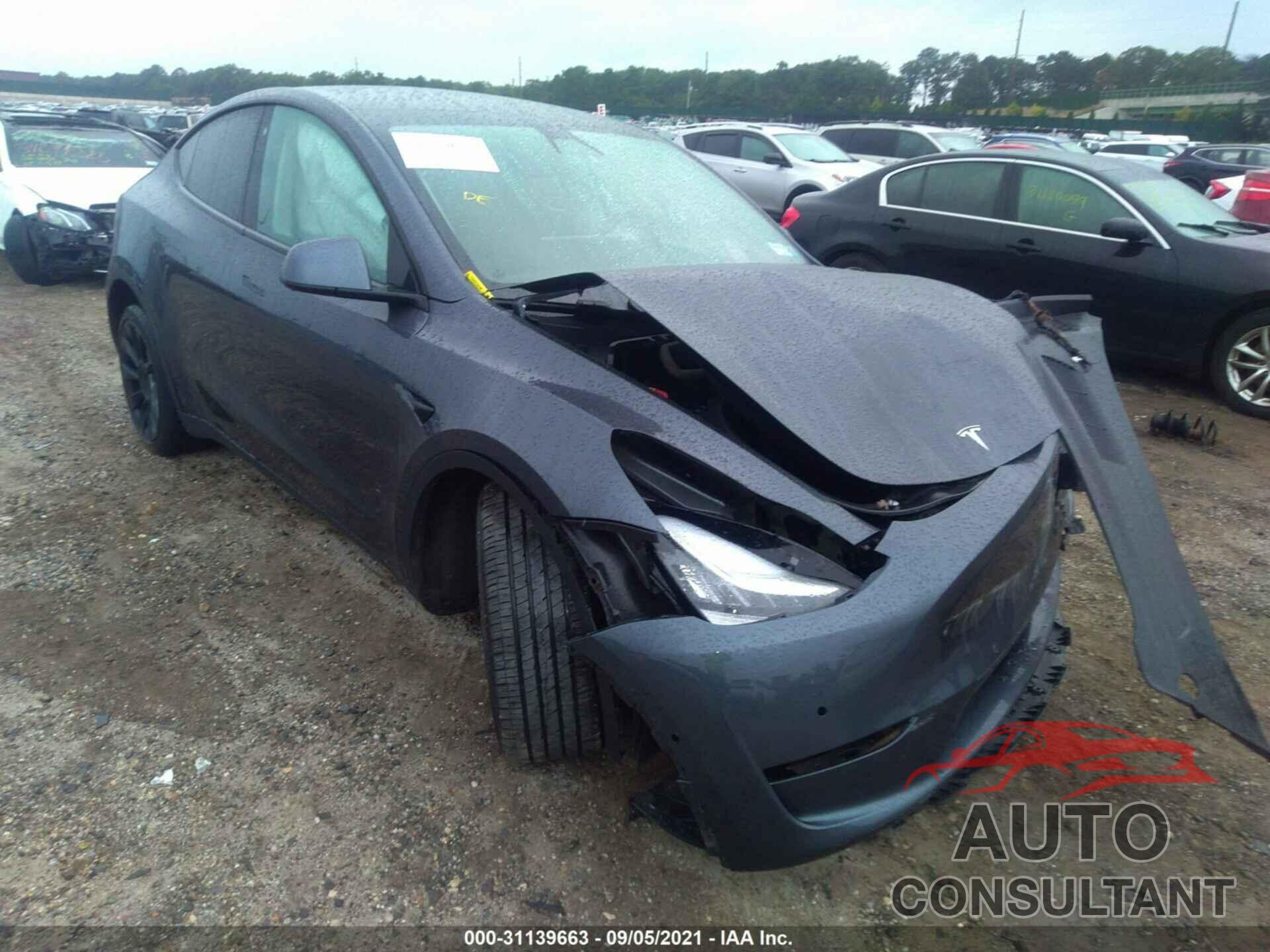 TESLA MODEL Y 2020 - 5YJYGDEE2LF045621