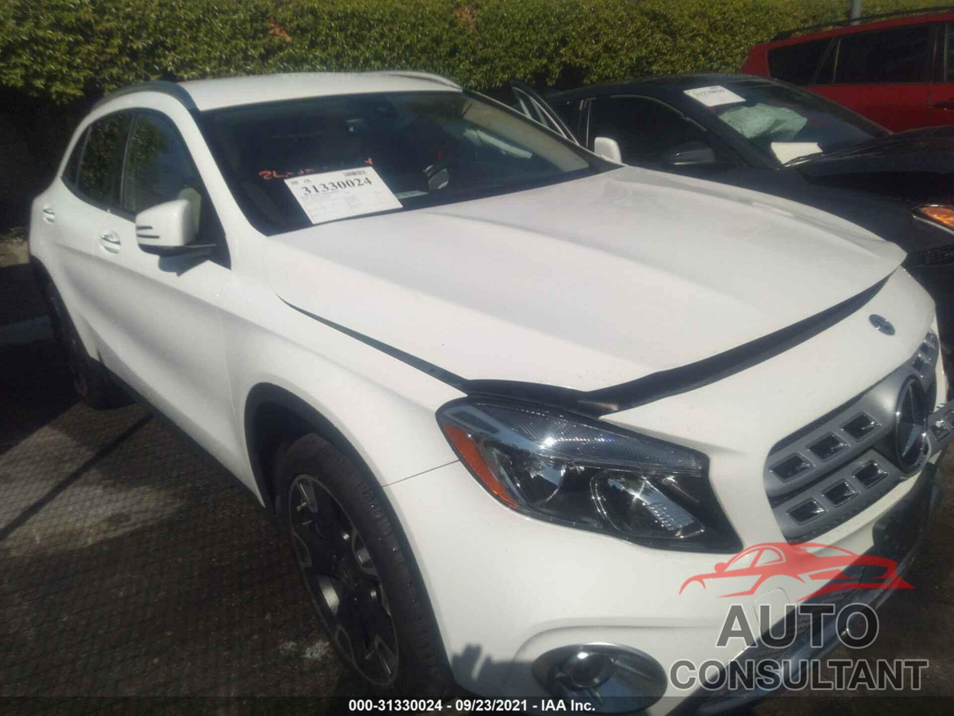 MERCEDES-BENZ GLA 2019 - WDCTG4EB2KU001862