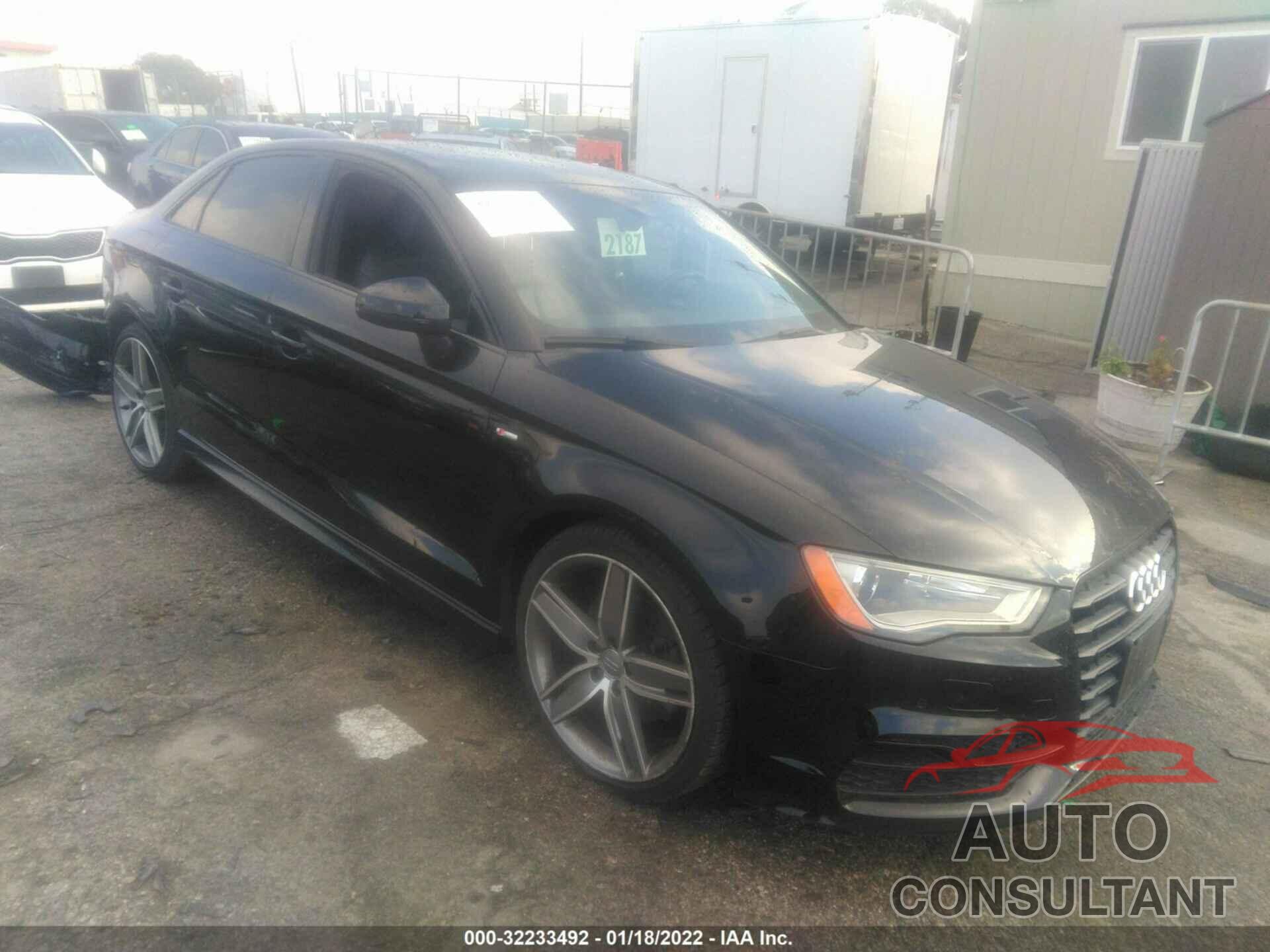 AUDI A3 2016 - WAUA7GFF8G1072358