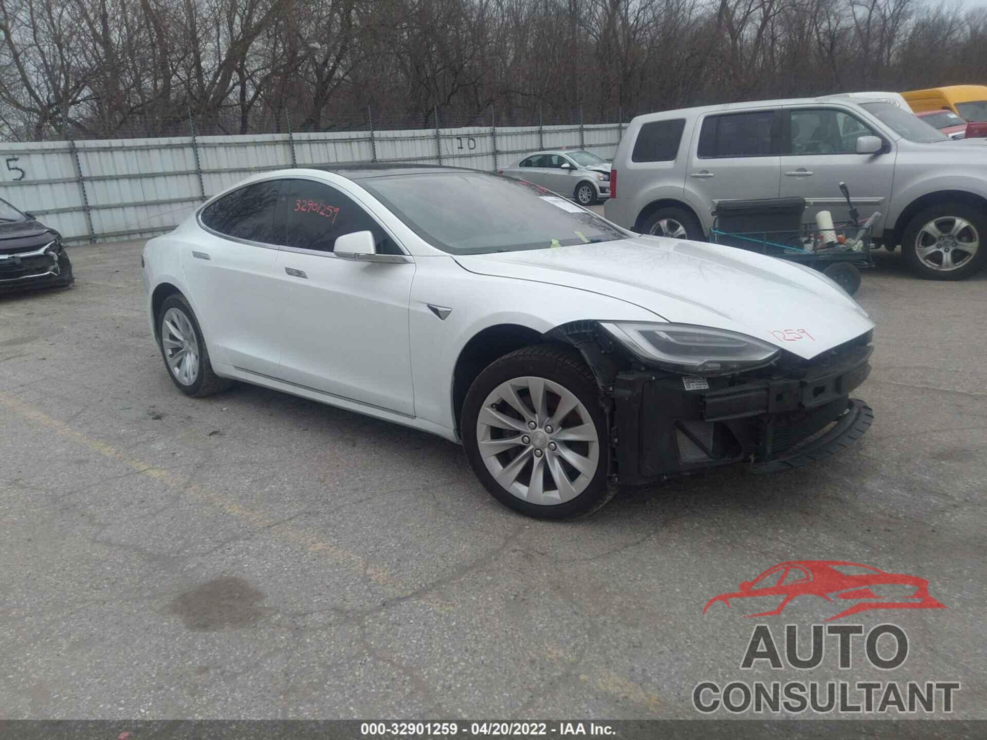 TESLA MODEL S 2020 - 5YJSA1E2XLF350912