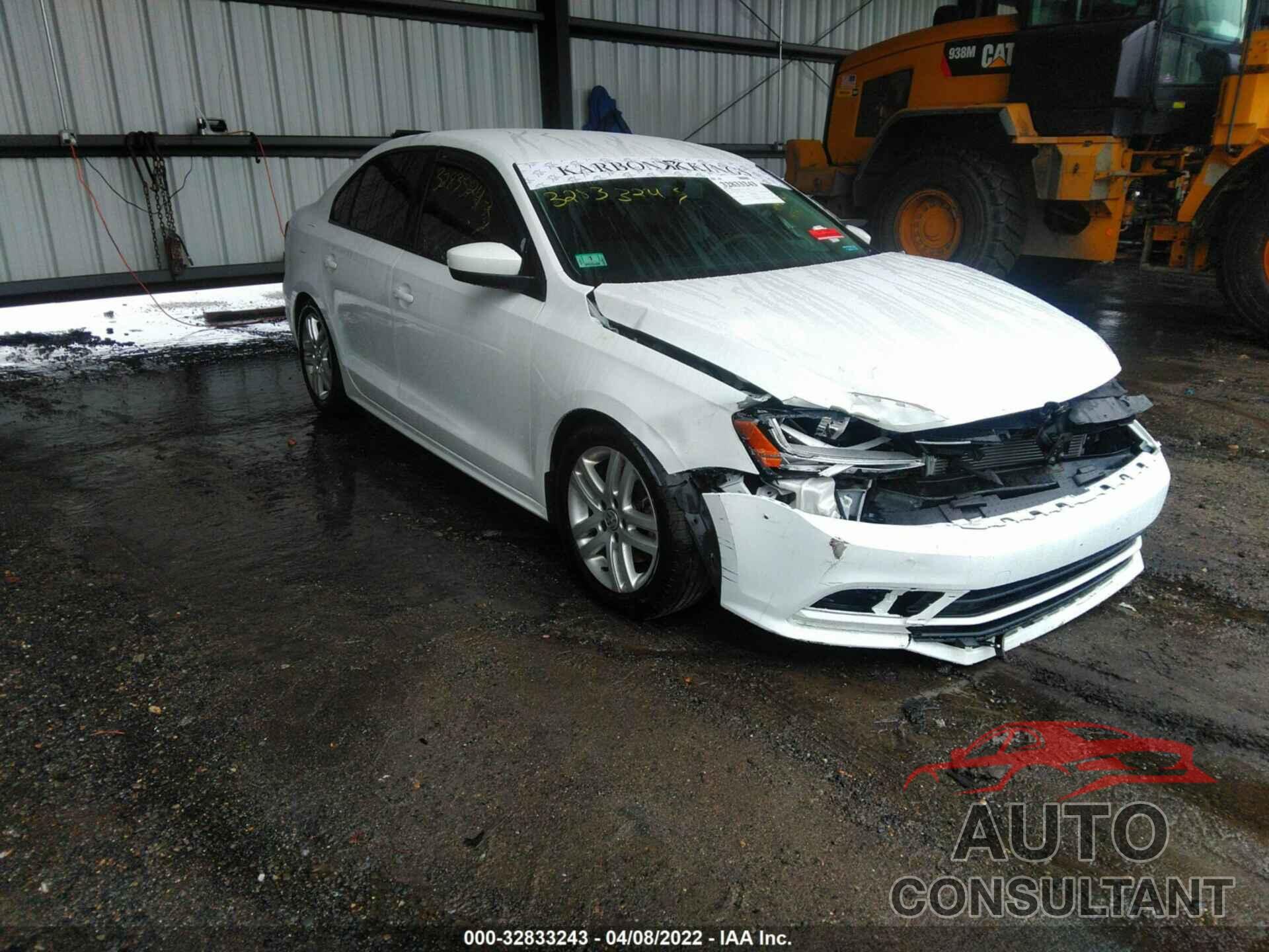 VOLKSWAGEN JETTA 2018 - 3VW2B7AJ7JM225806