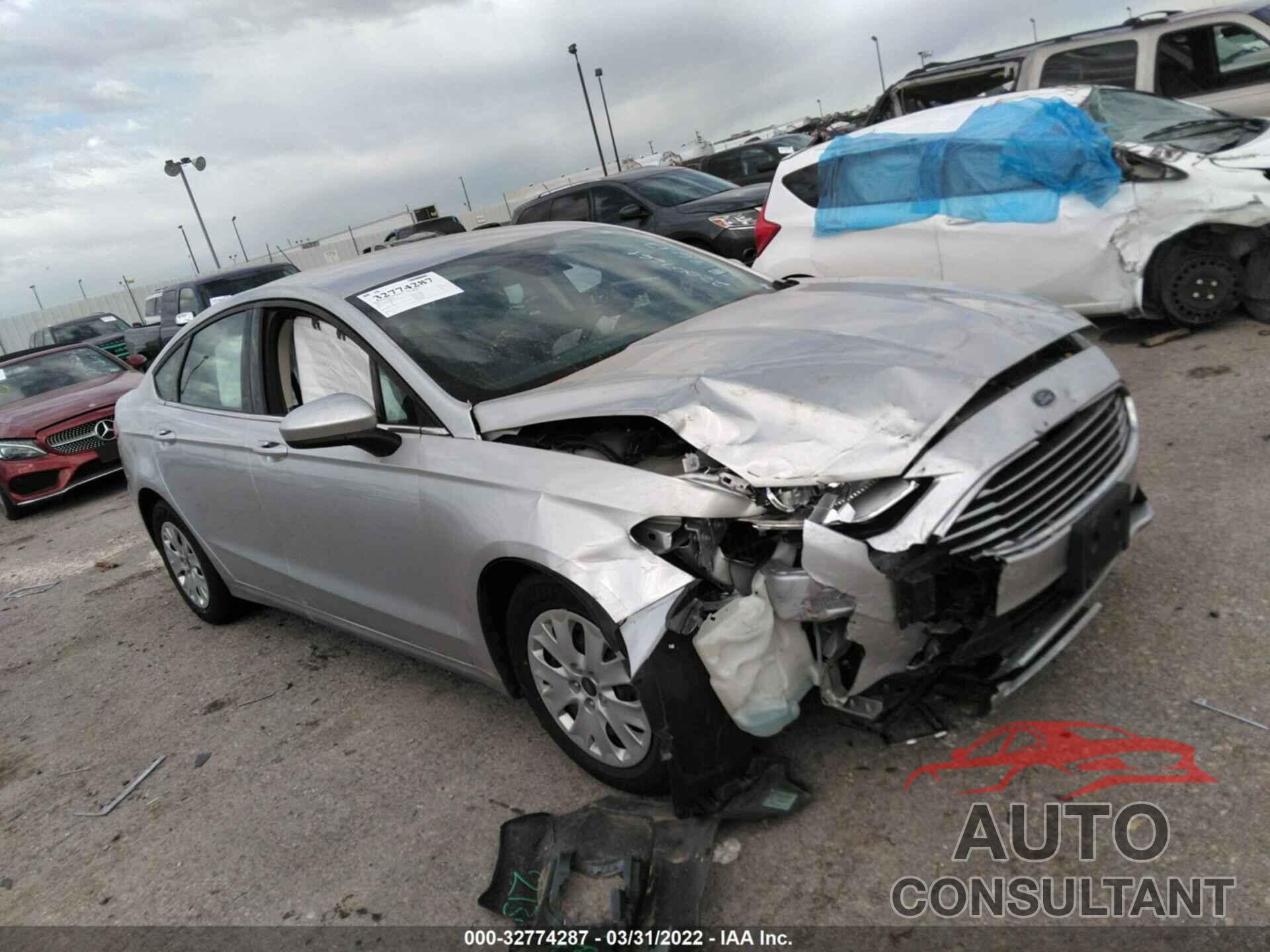 FORD FUSION 2019 - 3FA6P0G72KR275550