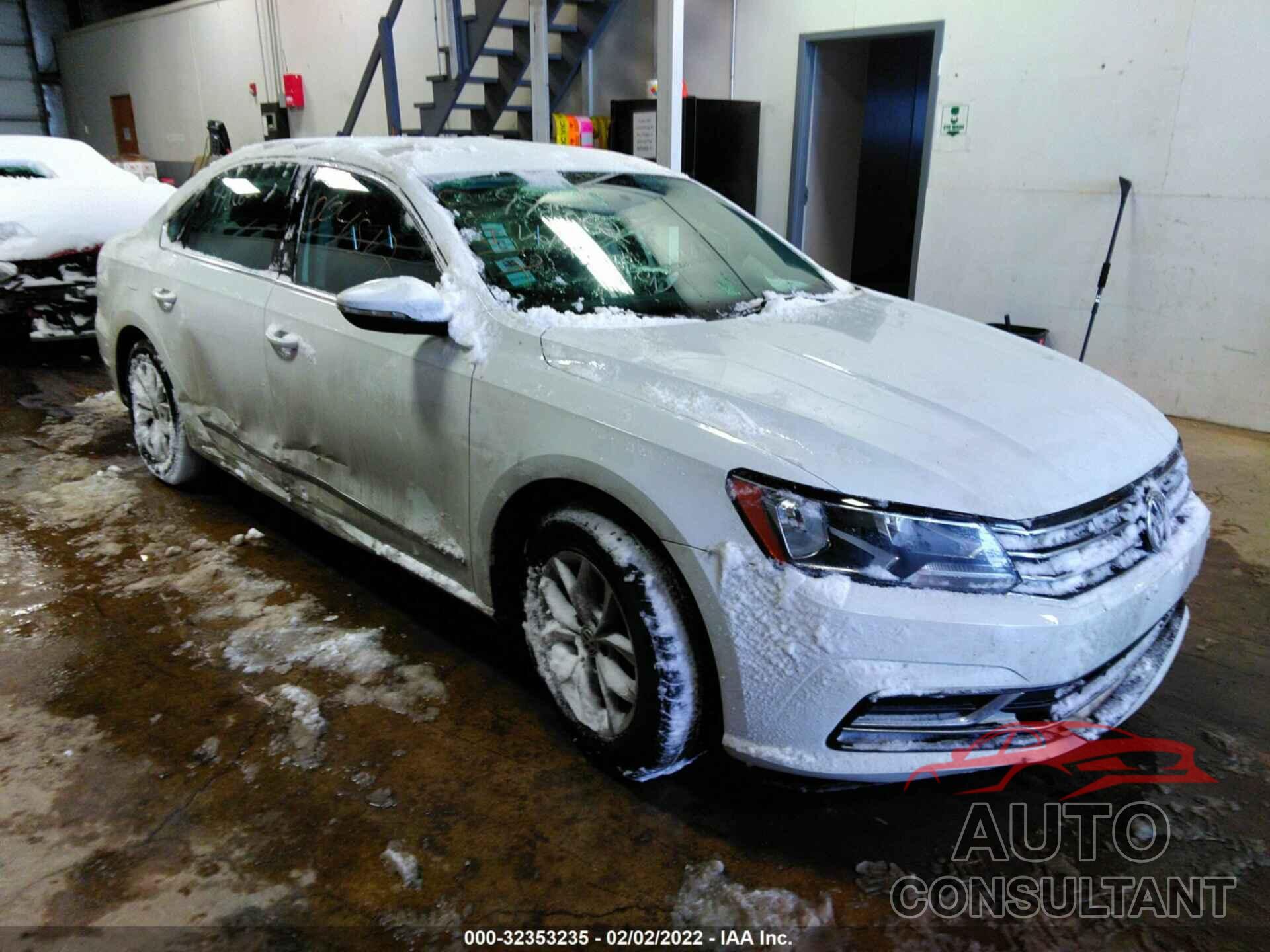 VOLKSWAGEN PASSAT 2016 - 1VWAT7A30GC060735