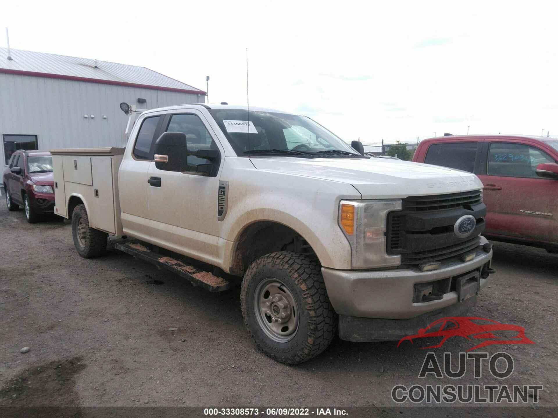 FORD SUPER DUTY F-250 SRW 2017 - 1FT7X2B64HEE65337