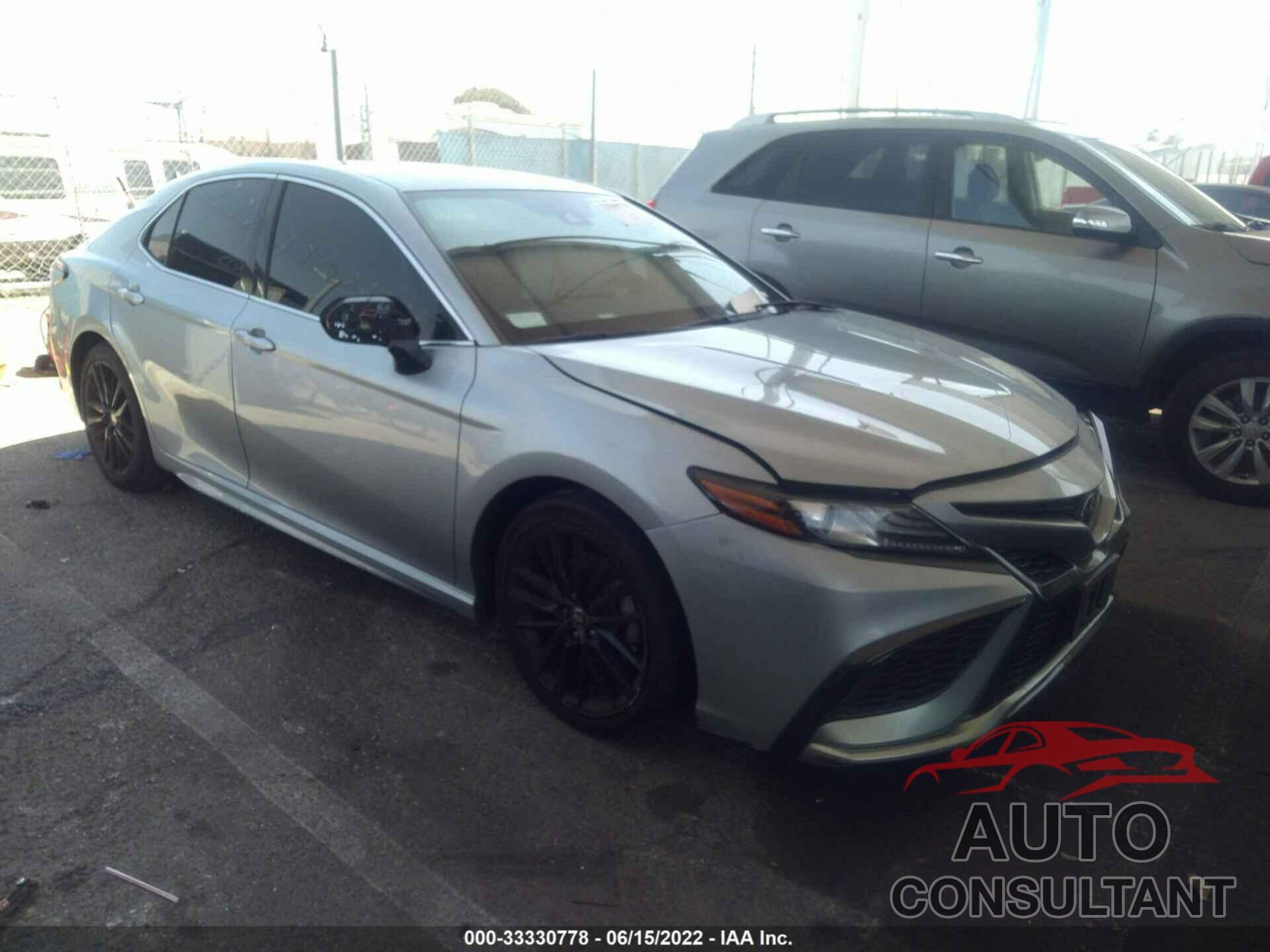 TOYOTA CAMRY 2021 - 4T1K61AK8MU457579