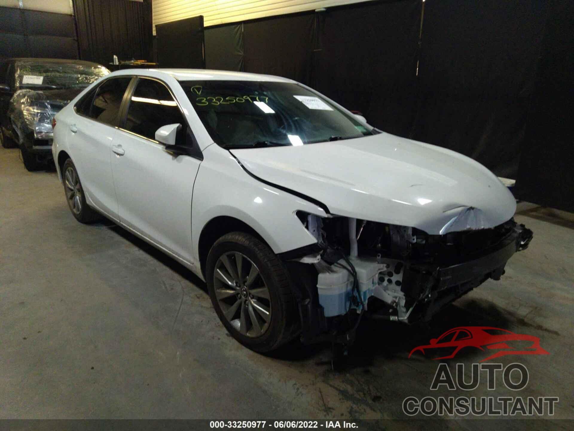 TOYOTA CAMRY 2016 - 4T1BF1FK3GU568747