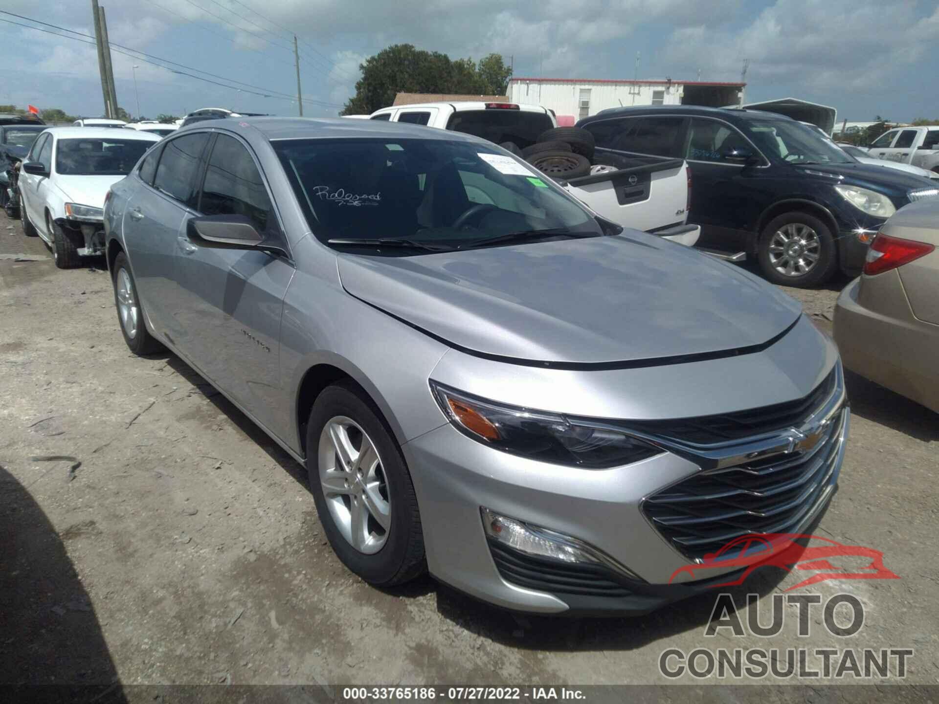 CHEVROLET MALIBU 2020 - 1G1ZB5ST5LF157863