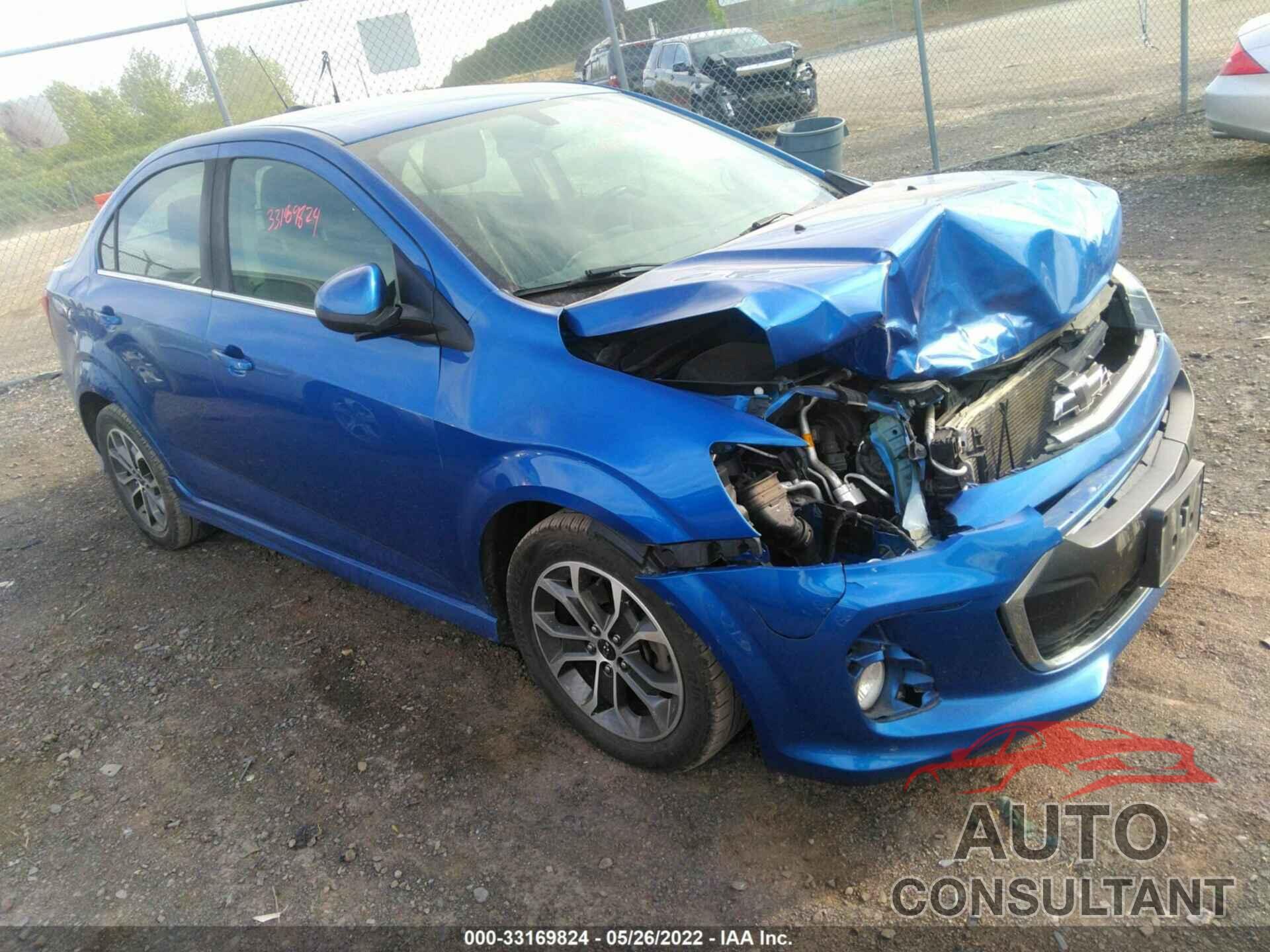 CHEVROLET SONIC 2018 - 1G1JD5SG0J4118780