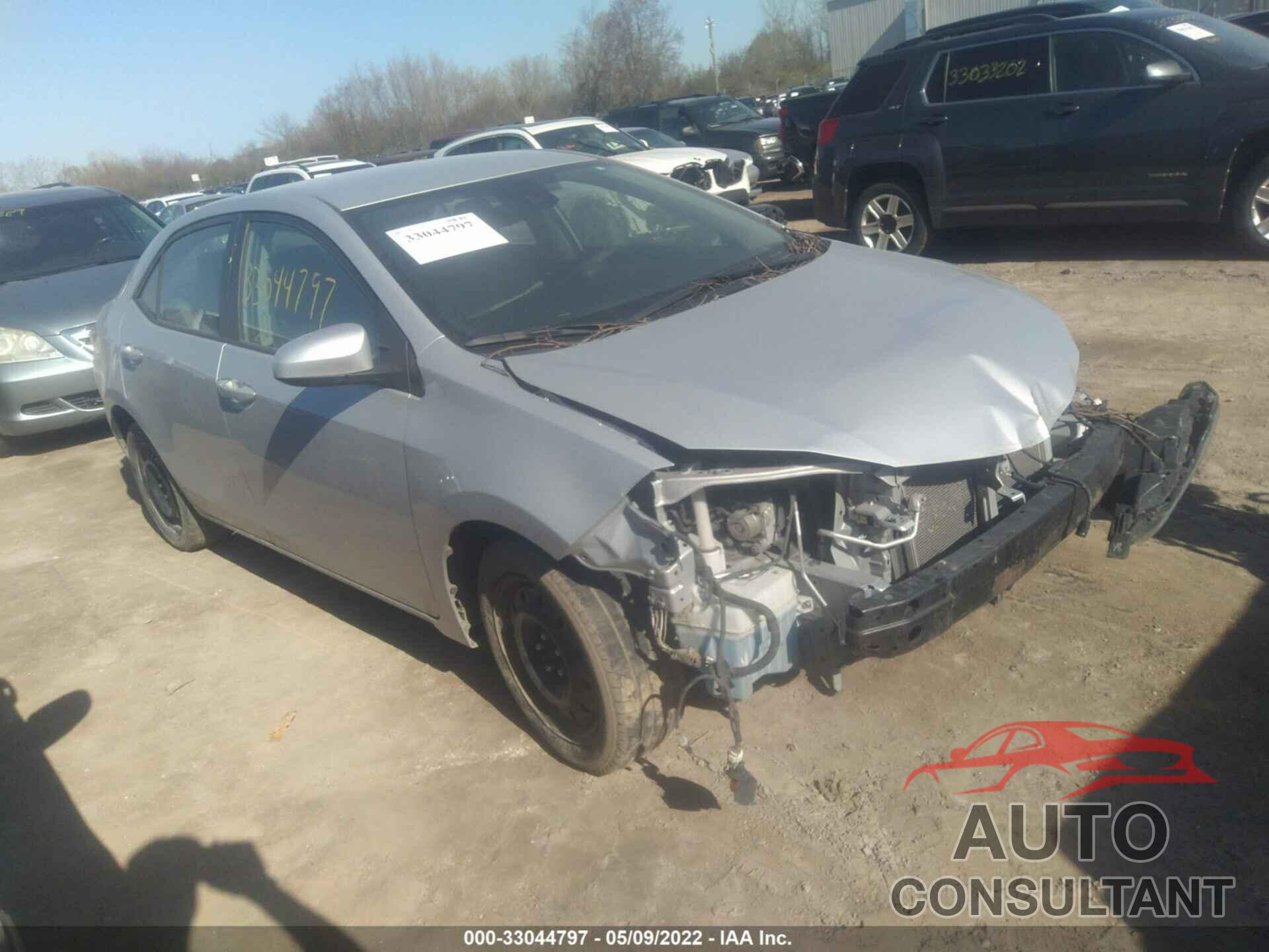 TOYOTA COROLLA 2018 - 2T1BURHE8JC064036