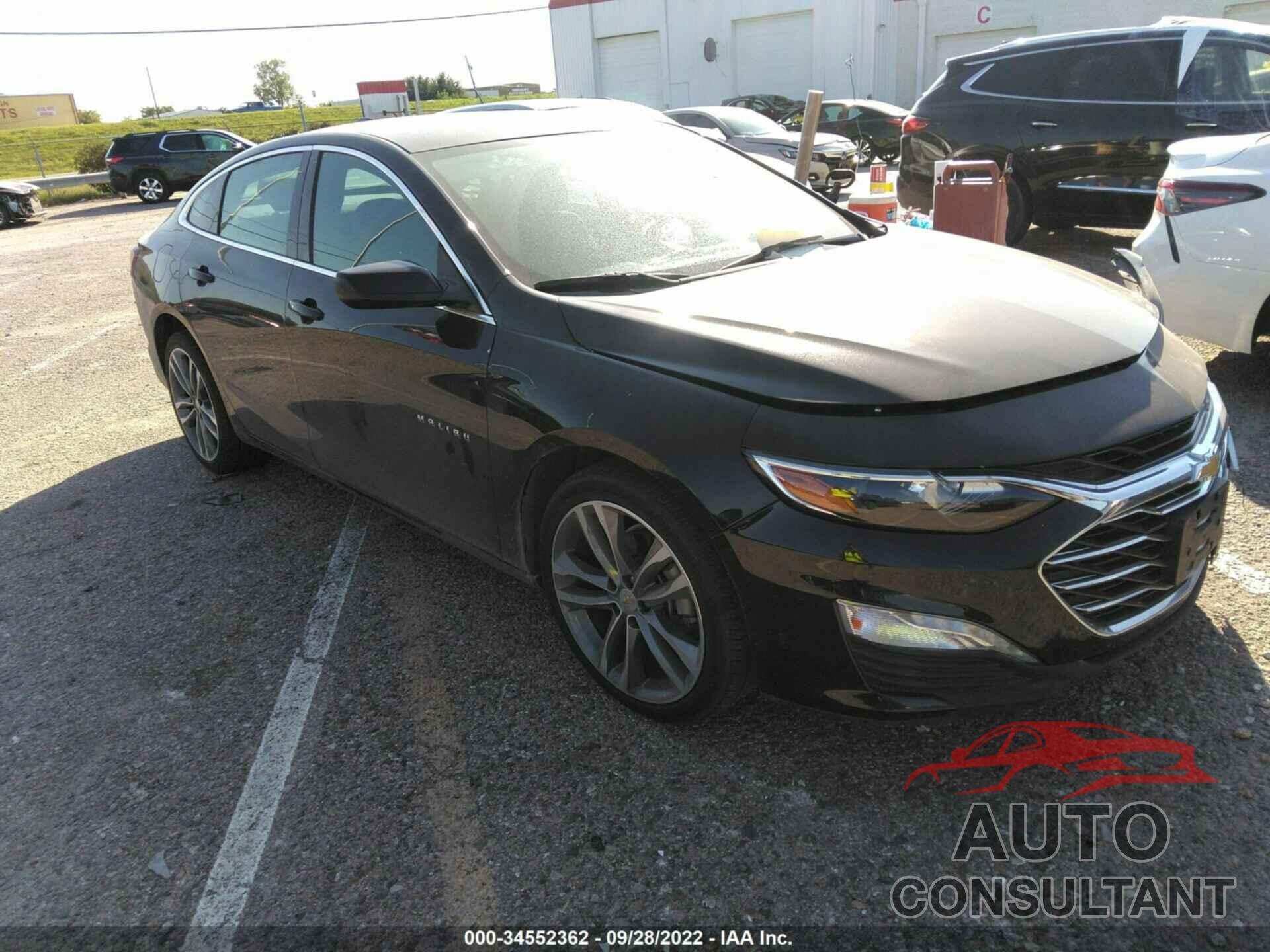 CHEVROLET MALIBU 2021 - 1G1ZD5ST9MF028309