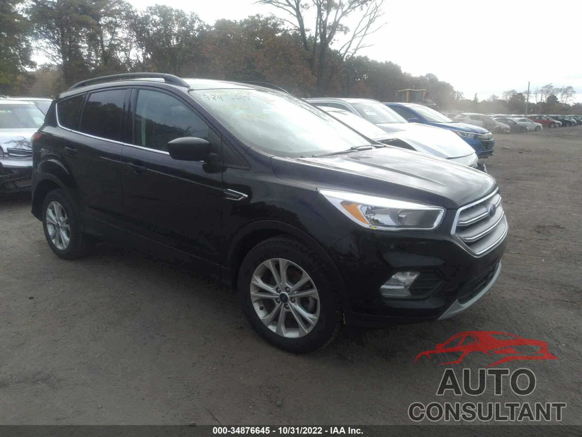 FORD ESCAPE 2018 - 1FMCU0GD2JUC31885