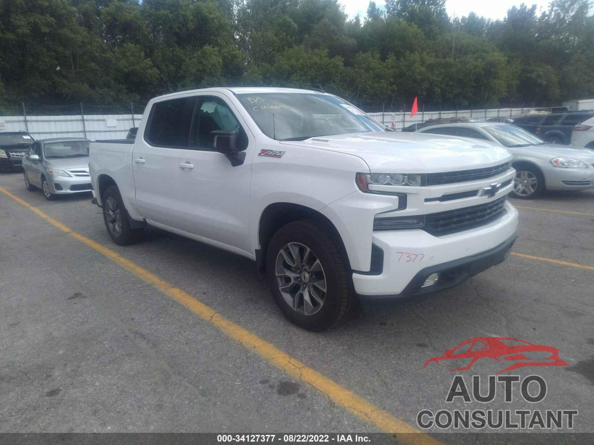 CHEVROLET SILVERADO 1500 2020 - 1GCUYEET1LZ296544