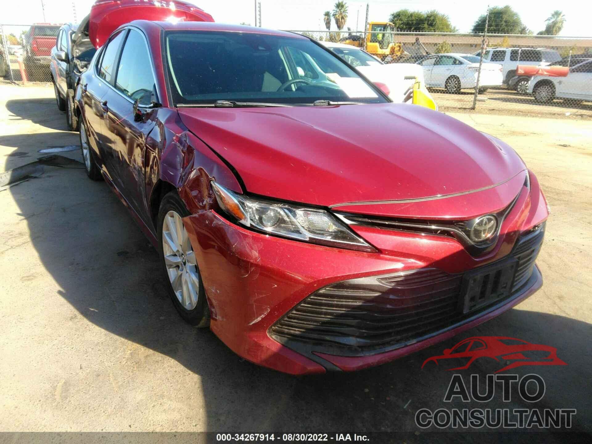 TOYOTA CAMRY 2018 - 4T1B11HK5JU568798