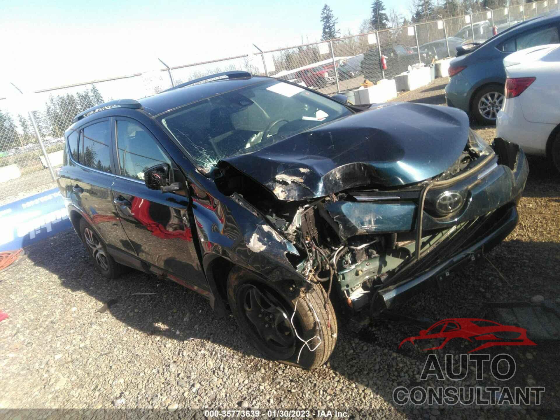 TOYOTA RAV4 2018 - JTMBFREV4JJ747824