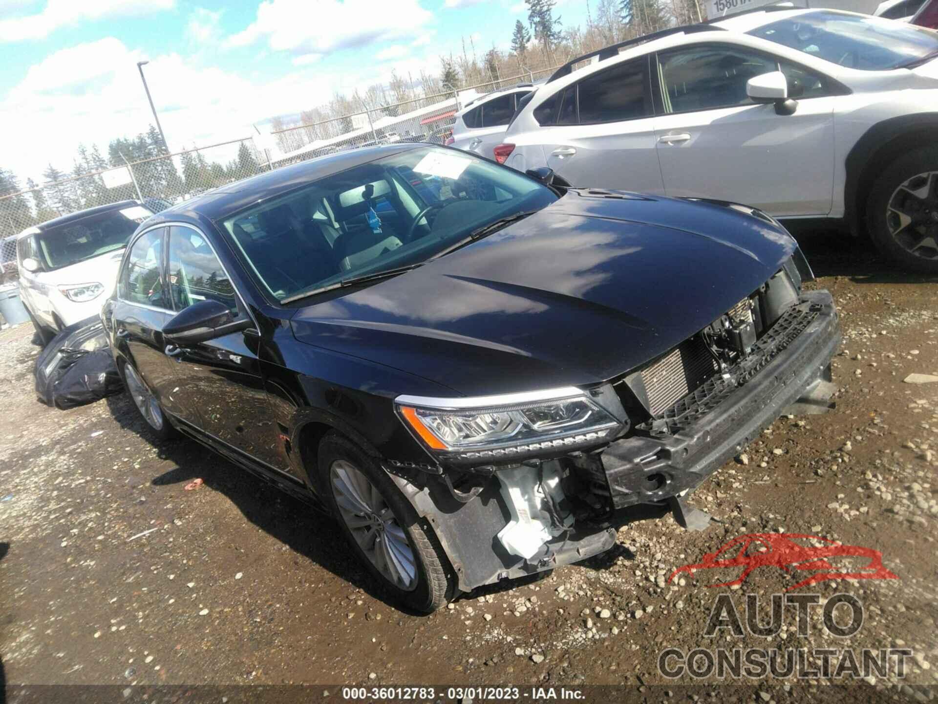 VOLKSWAGEN PASSAT 2017 - 1VWBT7A31HC045327