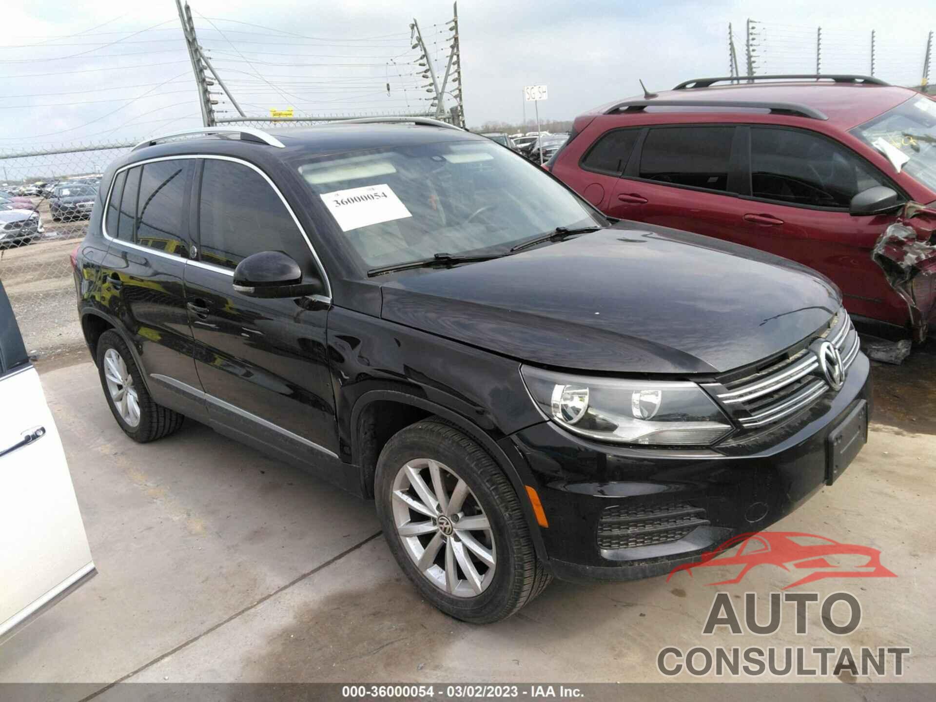 VOLKSWAGEN TIGUAN 2017 - WVGRV7AXXHK016991