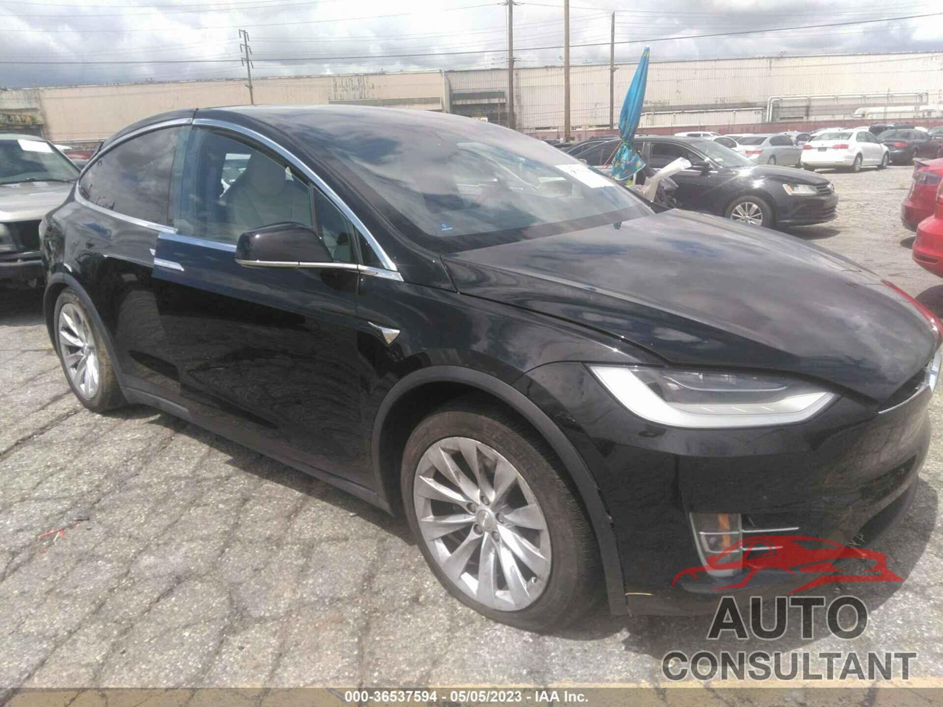 TESLA MODEL X 2020 - 5YJXCDE21LF260775