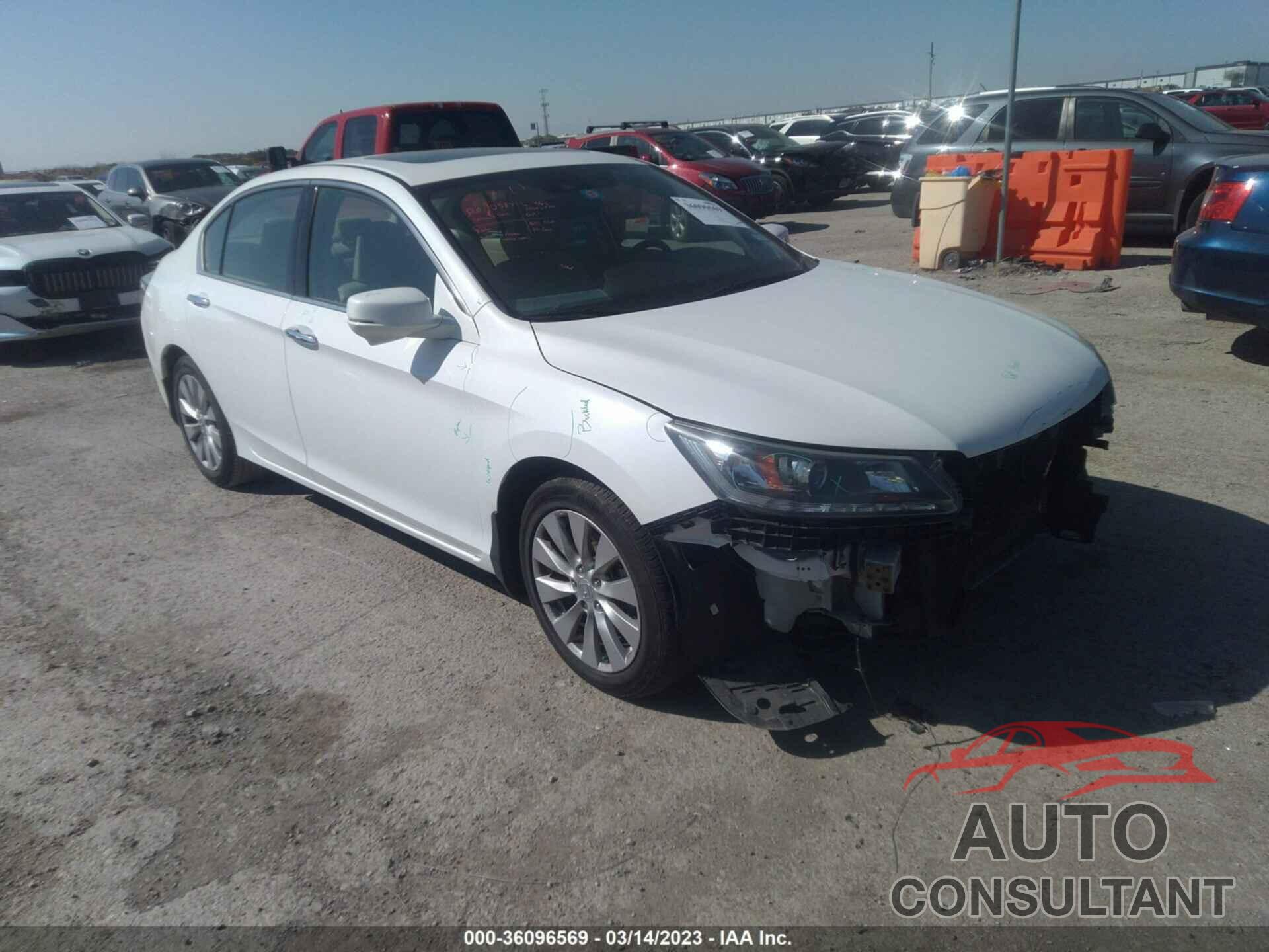 HONDA ACCORD SEDAN 2015 - 1HGCR3F83FA038845