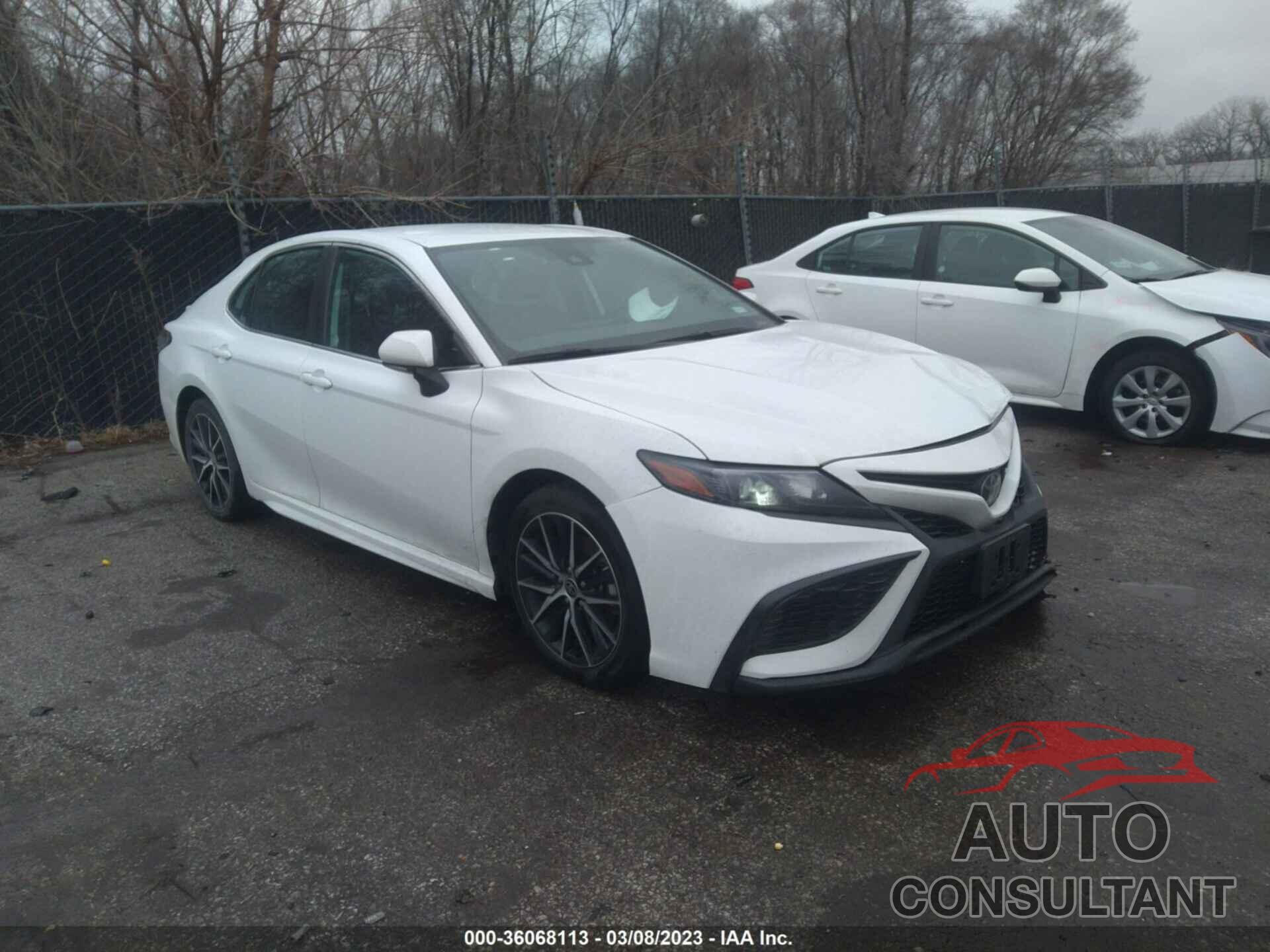TOYOTA CAMRY 2022 - 4T1G11AK8NU636341
