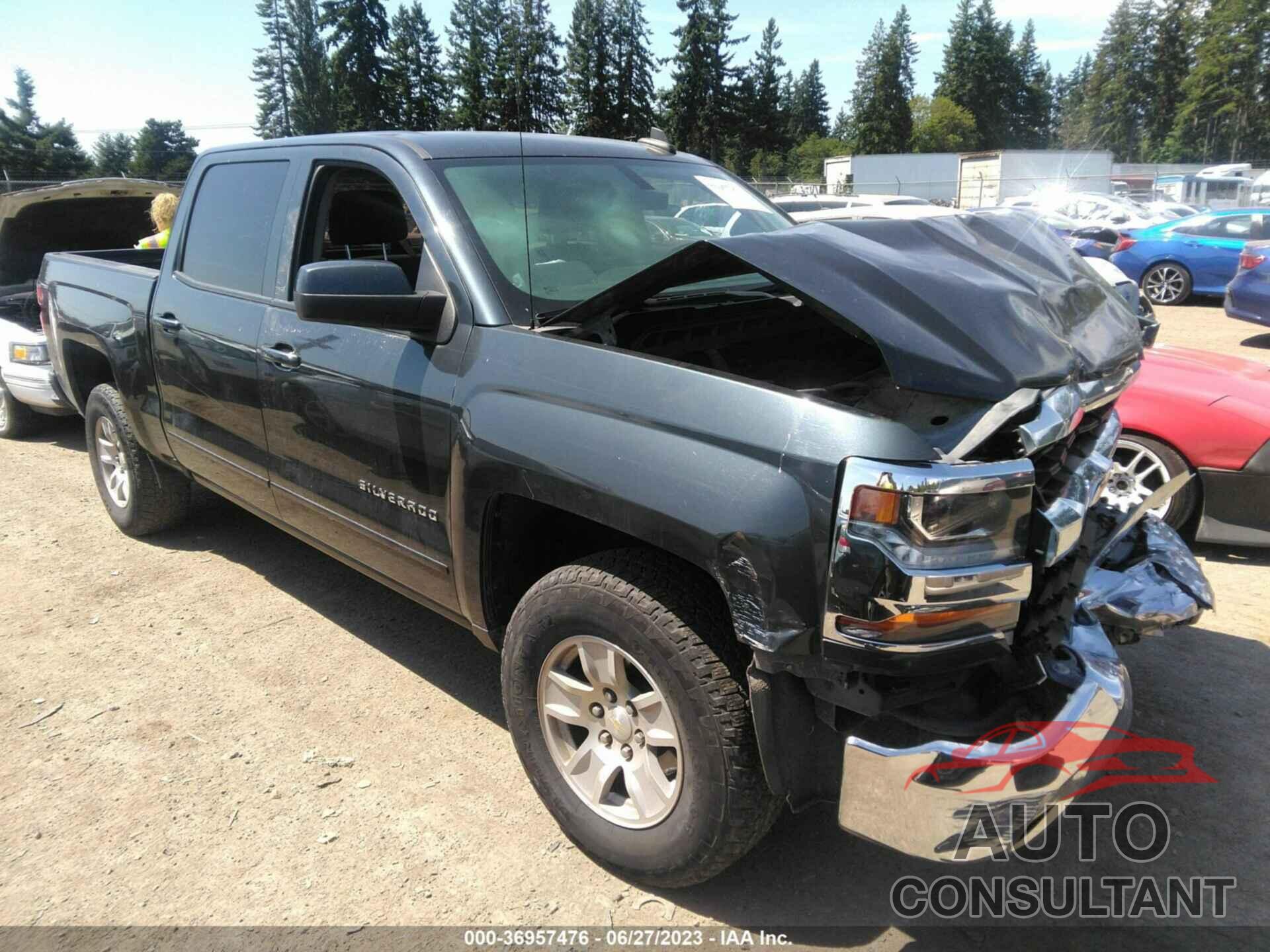 CHEVROLET SILVERADO 1500 2018 - 3GCPCREC0JG498436