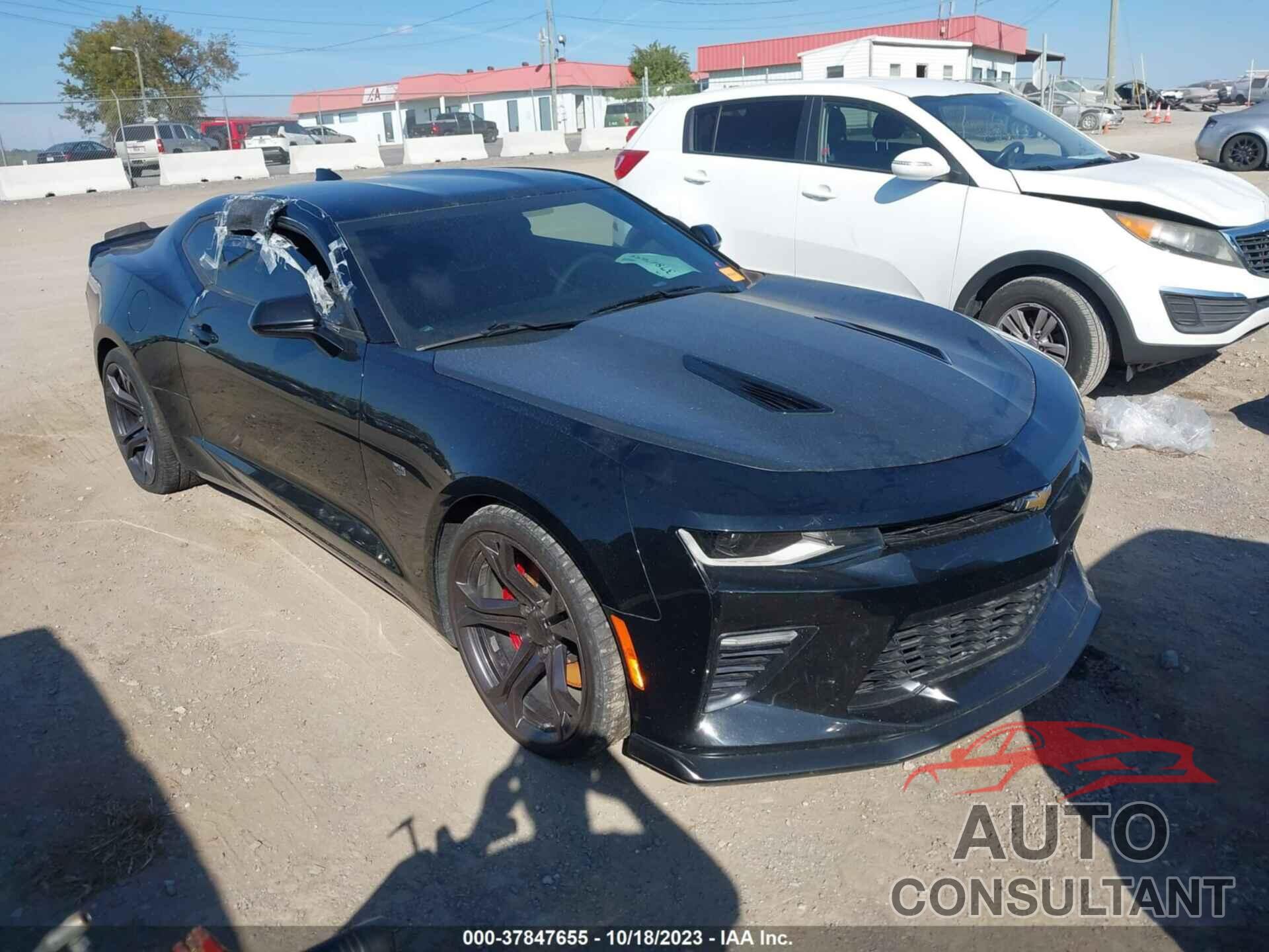 CHEVROLET CAMARO 2017 - 1G1FE1R75H0211569