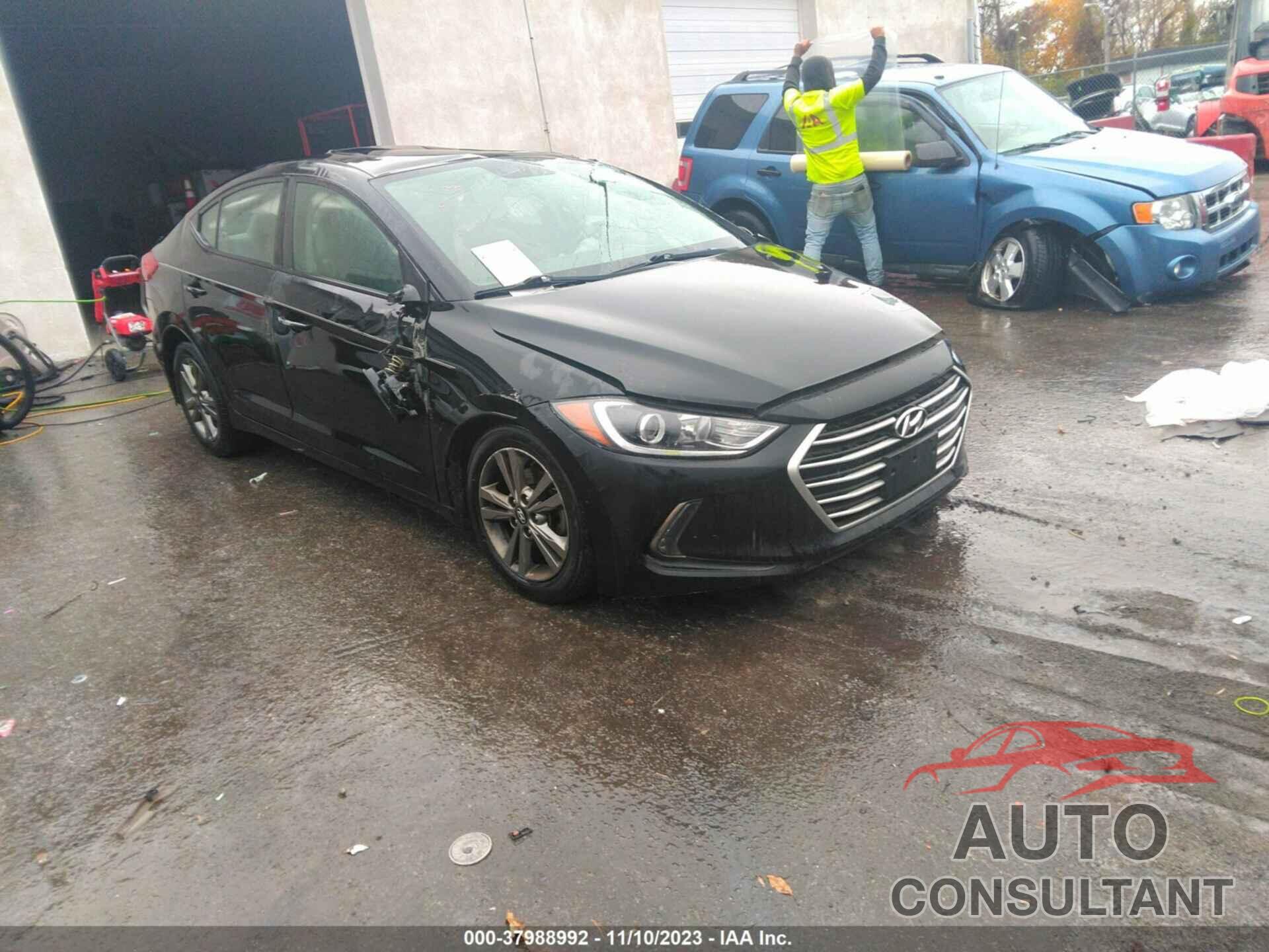 HYUNDAI ELANTRA 2018 - 5NPD84LF4JH266255