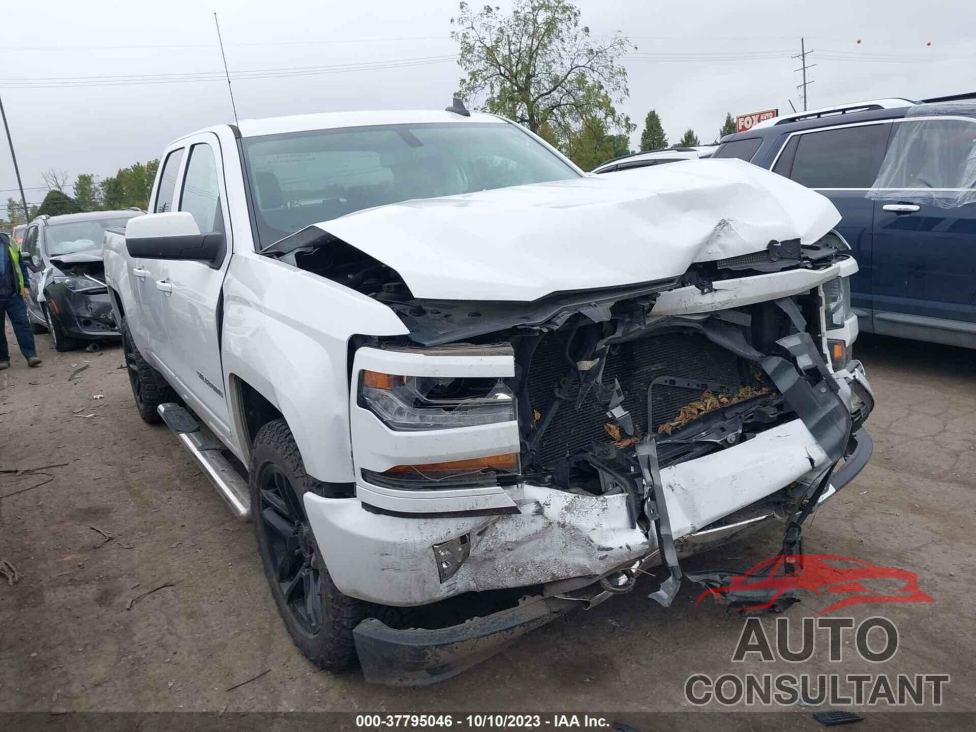 CHEVROLET SILVERADO 1500 2016 - 1GCVKREC7GZ407567
