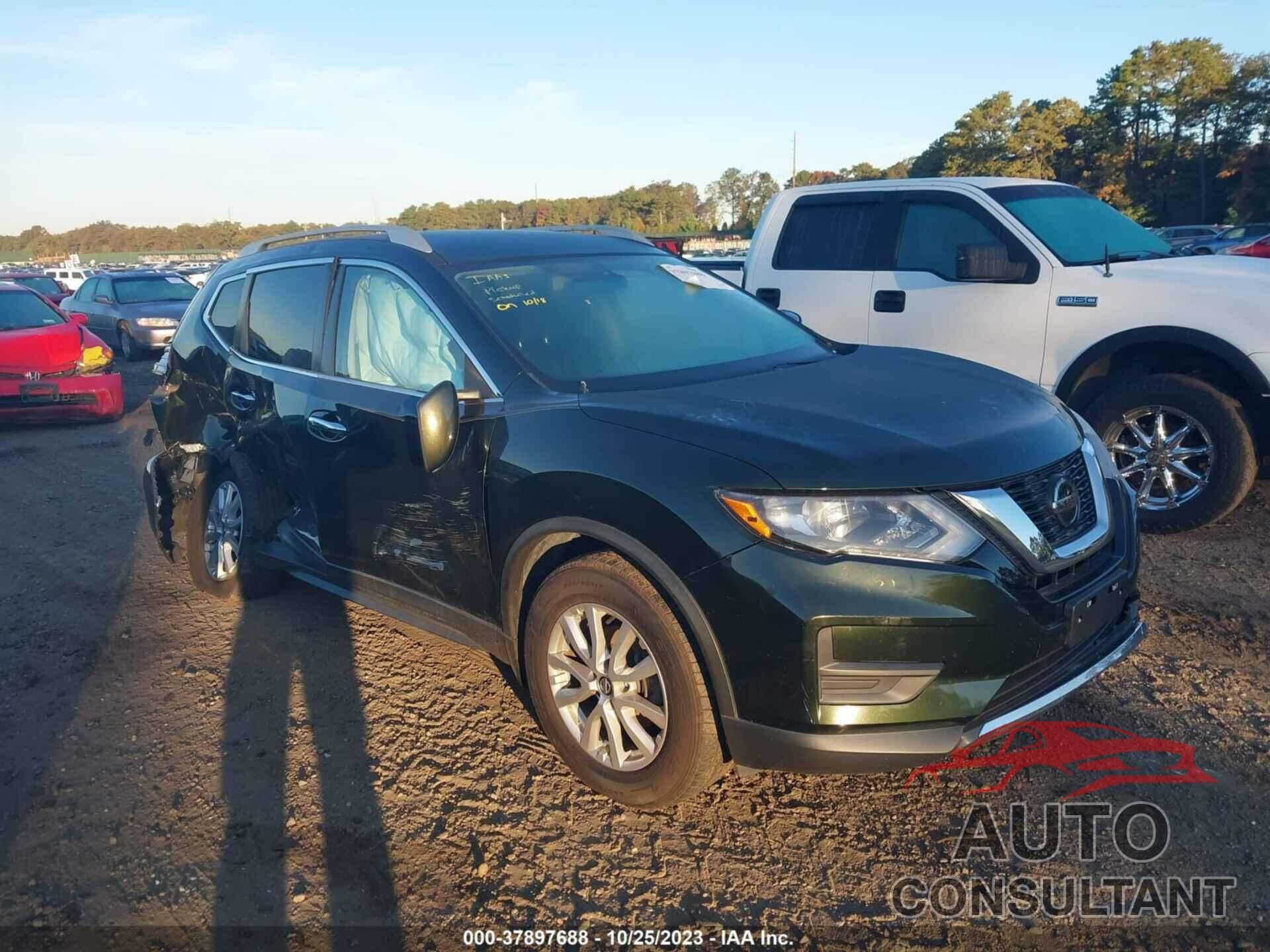 NISSAN ROGUE 2018 - 5N1AT2MV8JC831027