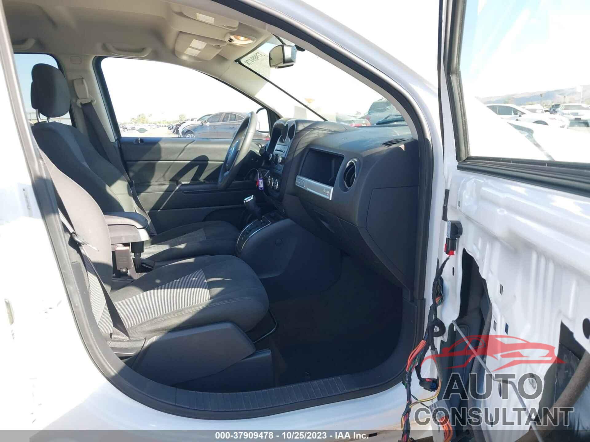 JEEP COMPASS 2016 - 1C4NJCBAXGD681491