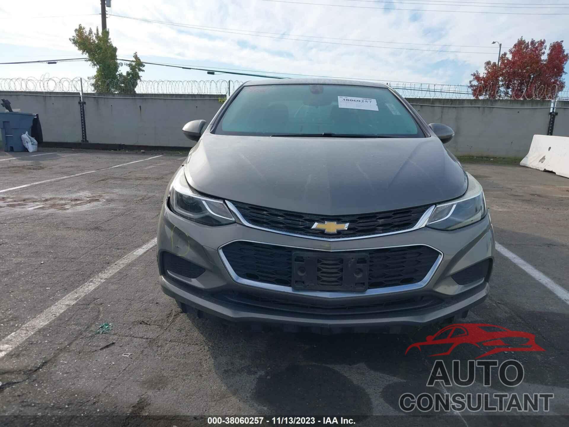 CHEVROLET CRUZE 2017 - 1G1BE5SM6H7150763