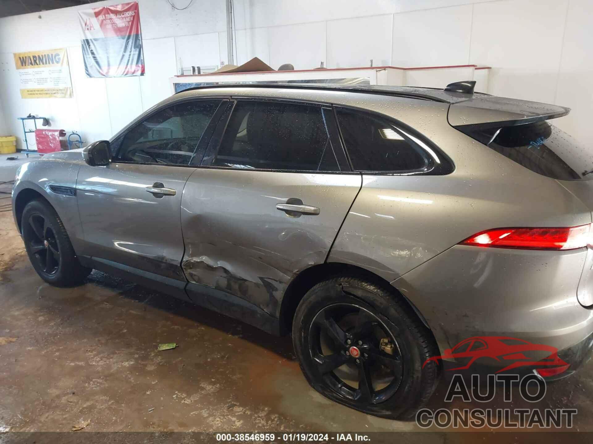 JAGUAR F-PACE 2020 - SADCJ2FX4LA631640