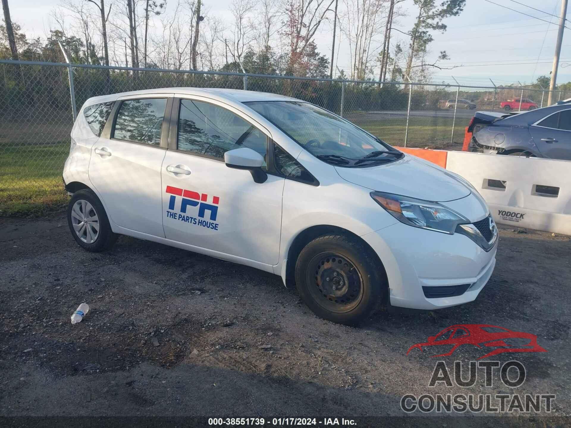 NISSAN VERSA NOTE 2018 - 3N1CE2CP7JL371800