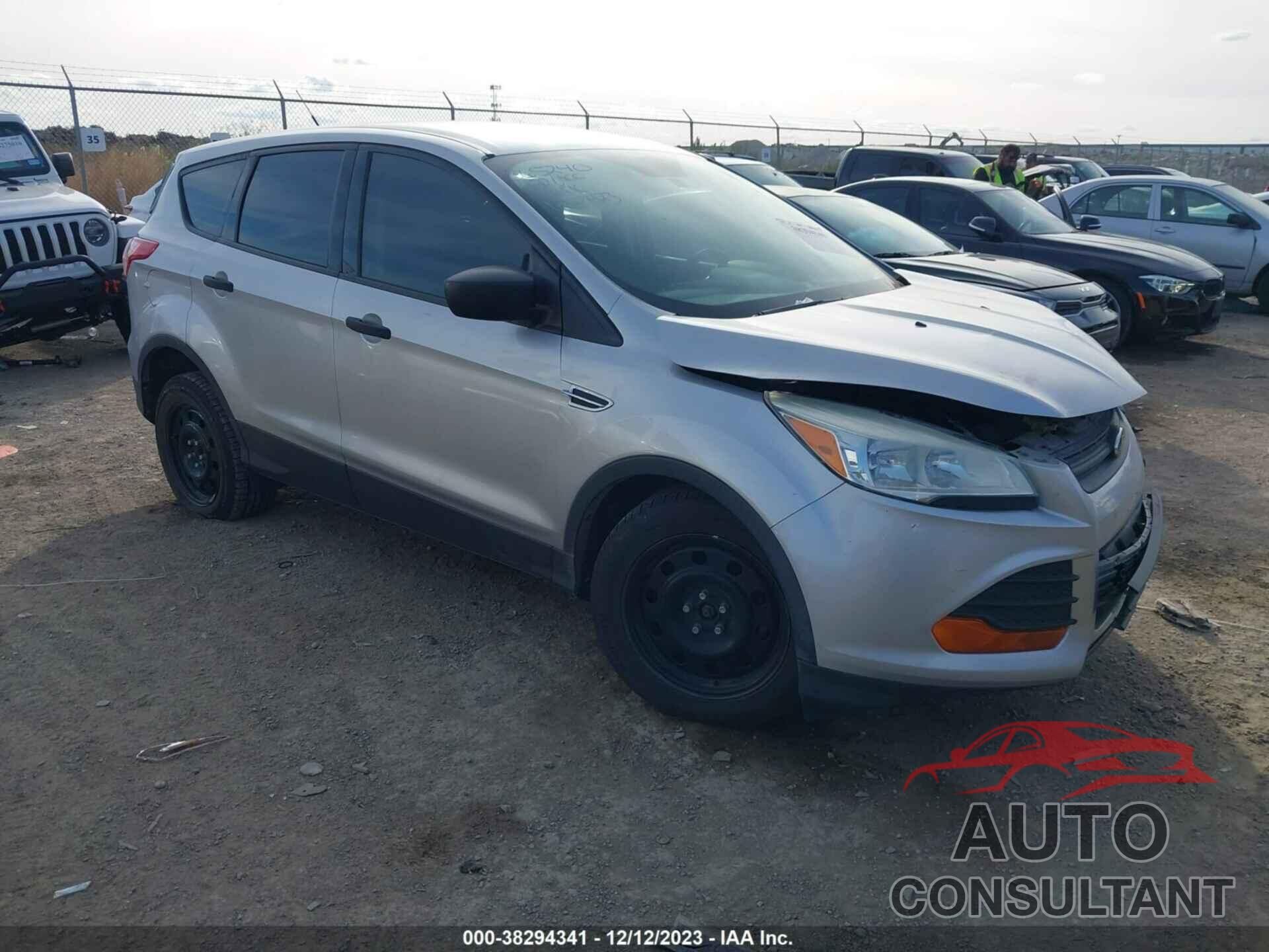 FORD ESCAPE 2015 - 1FMCU0F7XFUB72121
