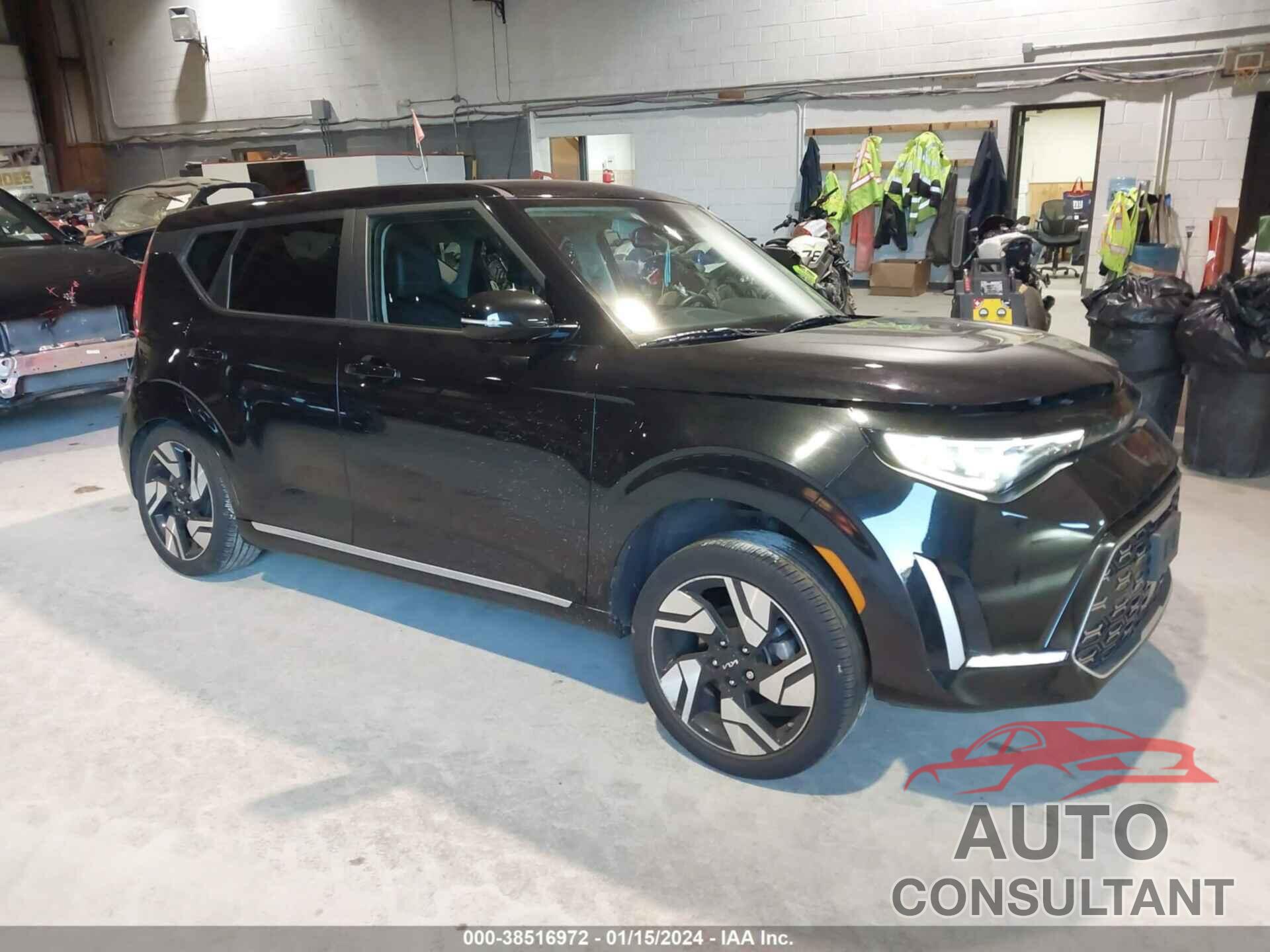 KIA SOUL 2023 - KNDJ53AU0P7841214