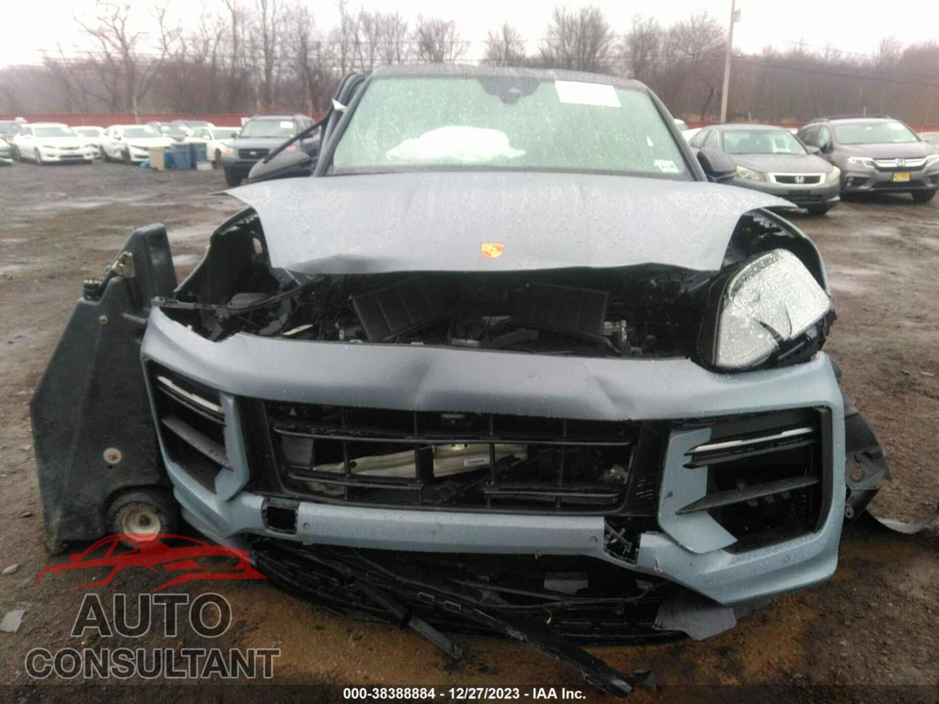 PORSCHE CAYENNE COUPE 2024 - WP1BK2AY2RDA72437