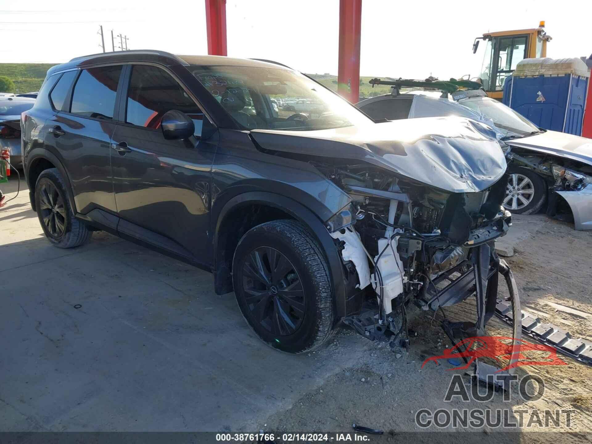 NISSAN ROGUE 2022 - 5N1BT3BA1NC730802