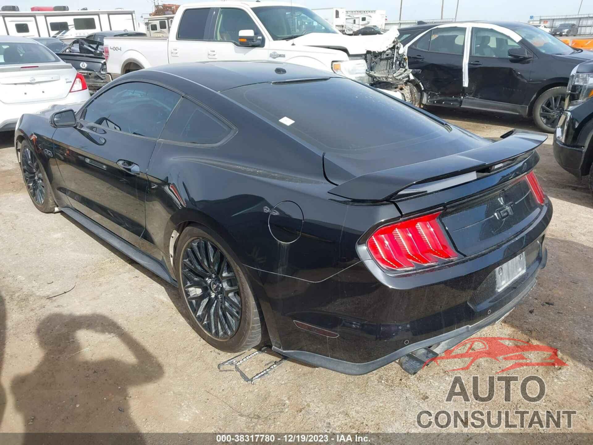 FORD MUSTANG 2018 - 1FA6P8CF4J5113951