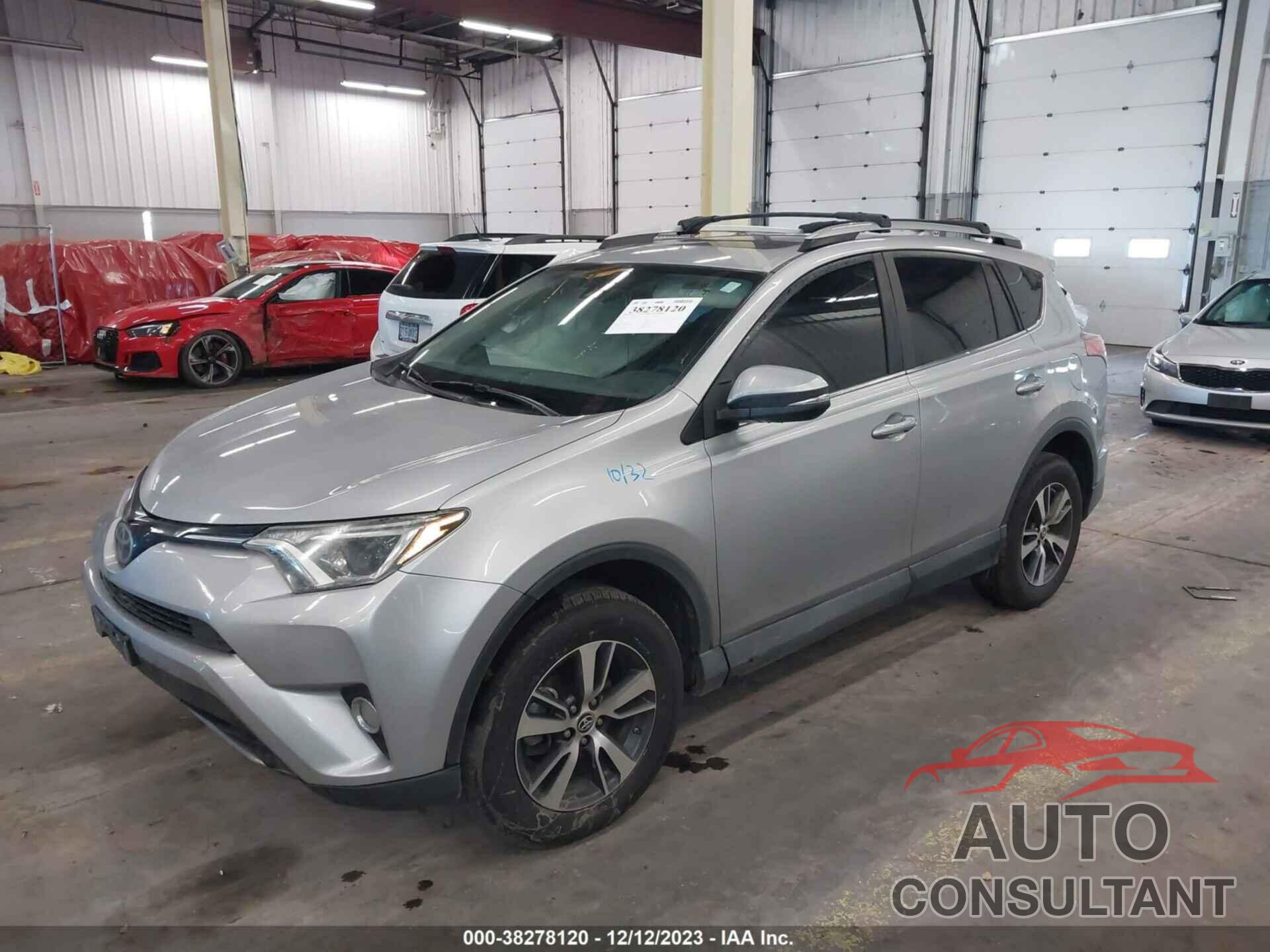 TOYOTA RAV4 2017 - 2T3RFREV7HW615716