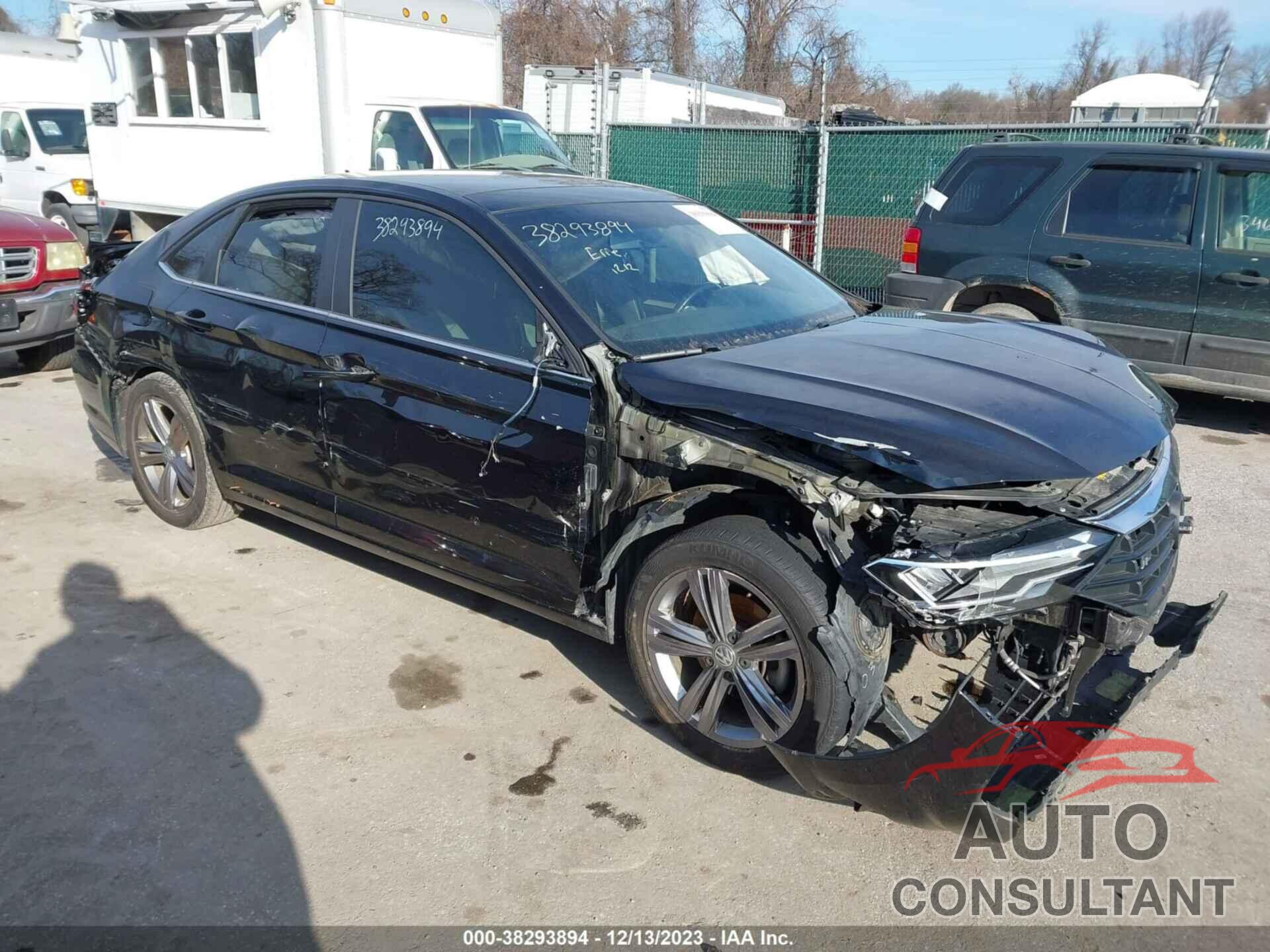 VOLKSWAGEN JETTA 2019 - 3VWC57BU5KM104083