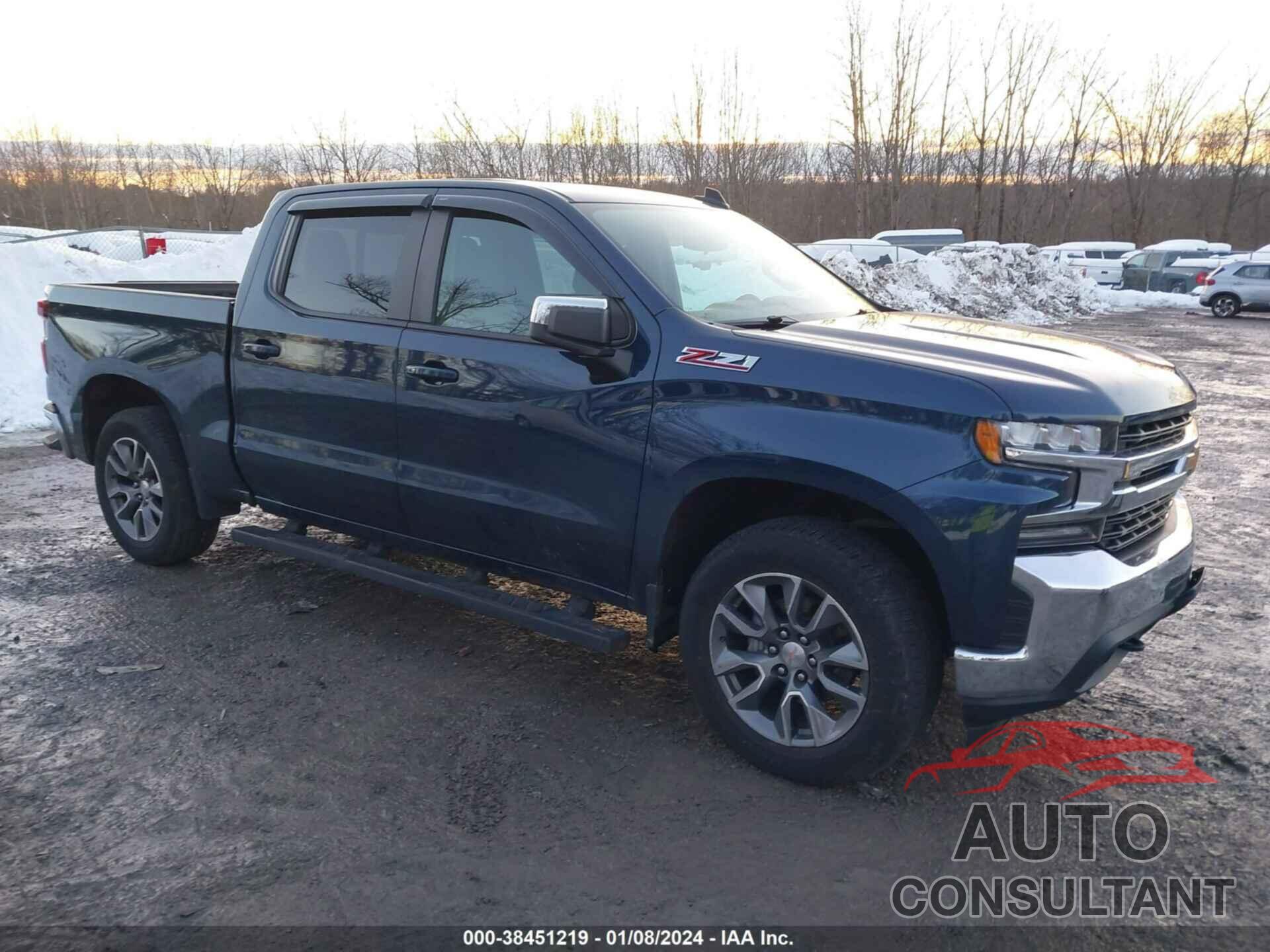 CHEVROLET SILVERADO 1500 2021 - 1GCUYDED7MZ282331