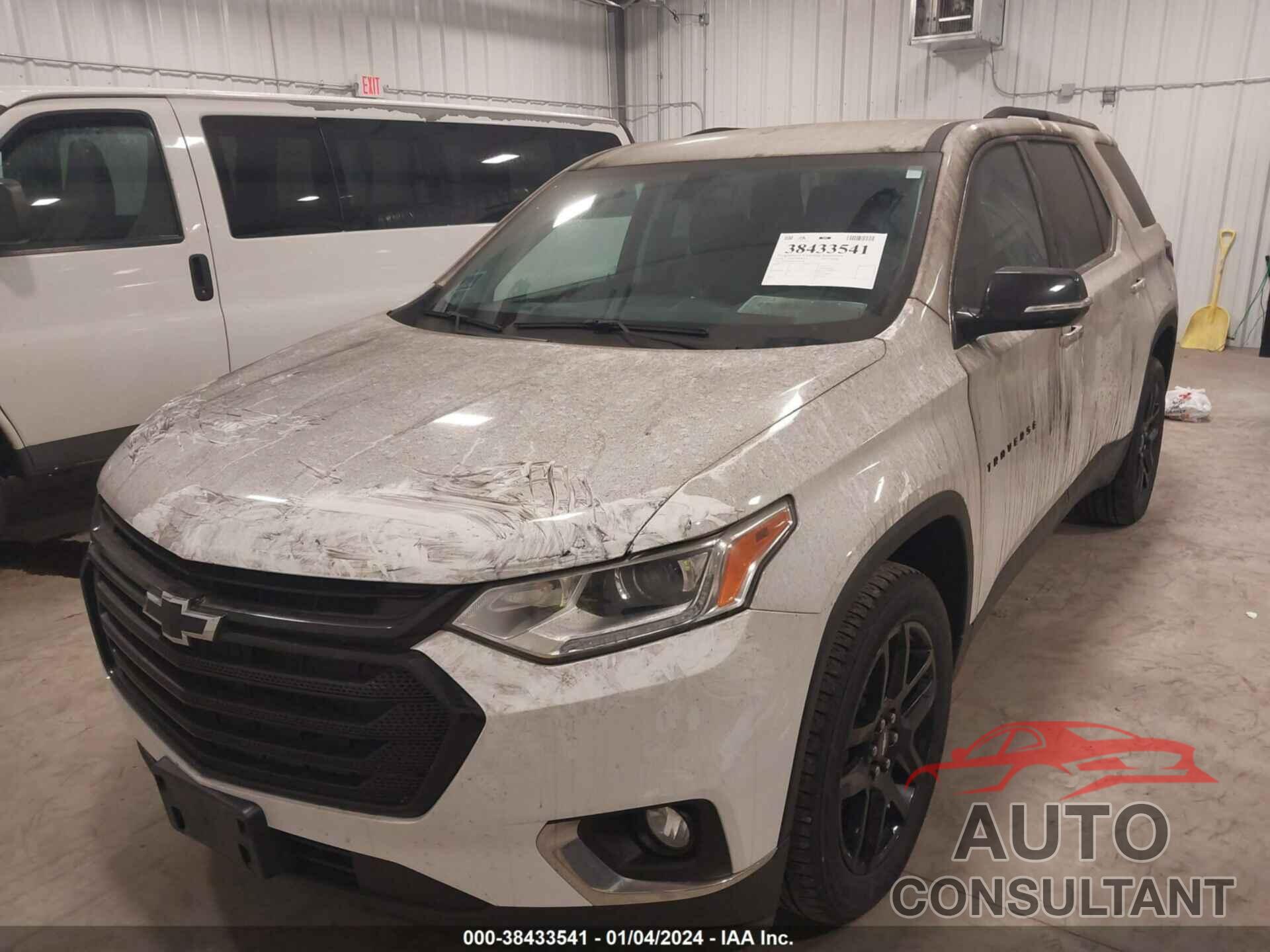 CHEVROLET TRAVERSE 2018 - 1GNEVGKW2JJ252398