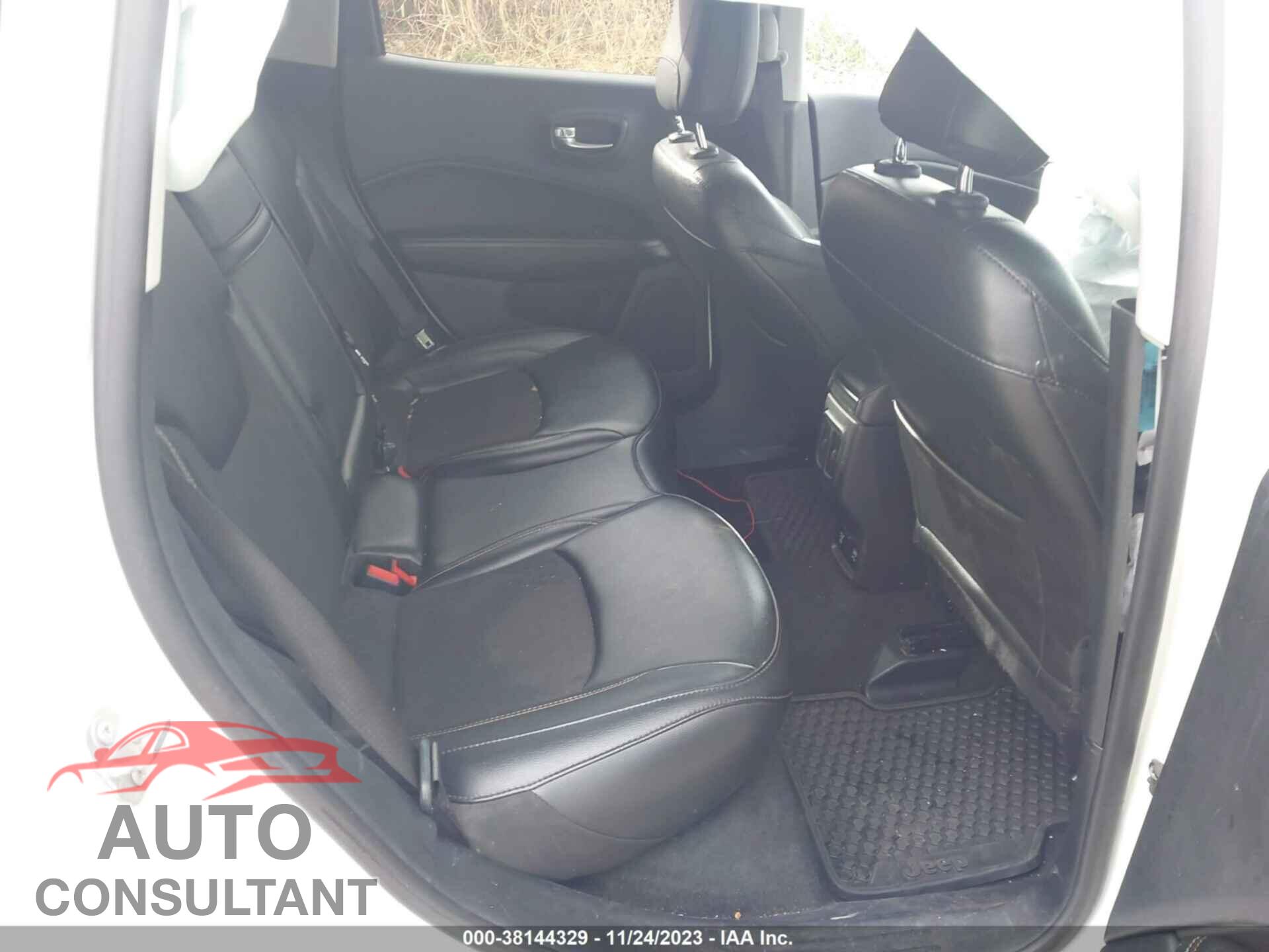 JEEP COMPASS 2020 - 3C4NJDBB7LT150381