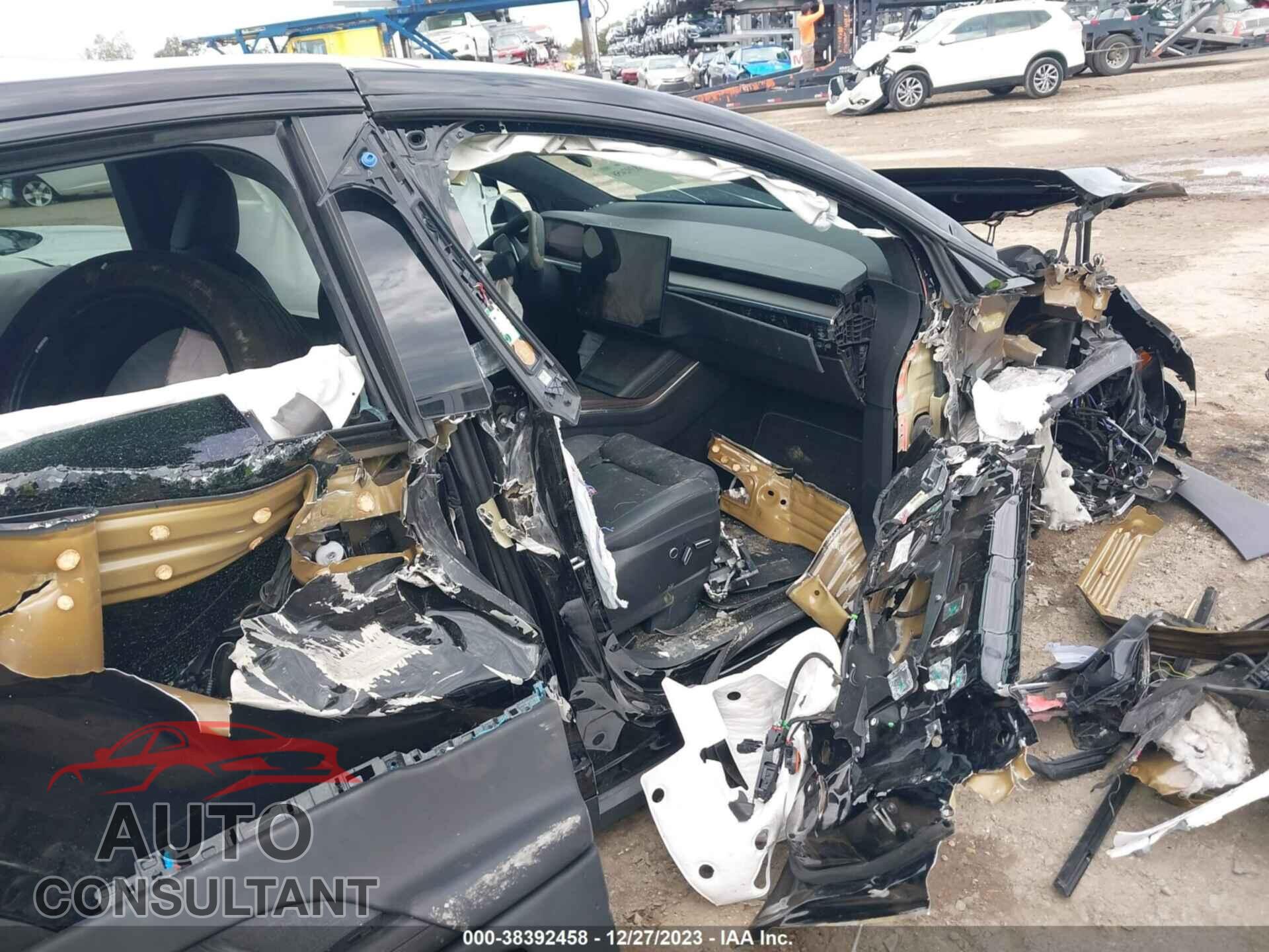 TESLA MODEL X 2023 - 7SAXCBE51PF376534