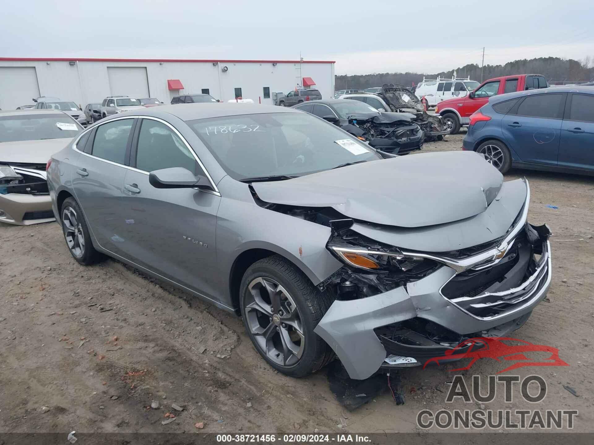 CHEVROLET MALIBU 2023 - 1G1ZD5ST8PF142015