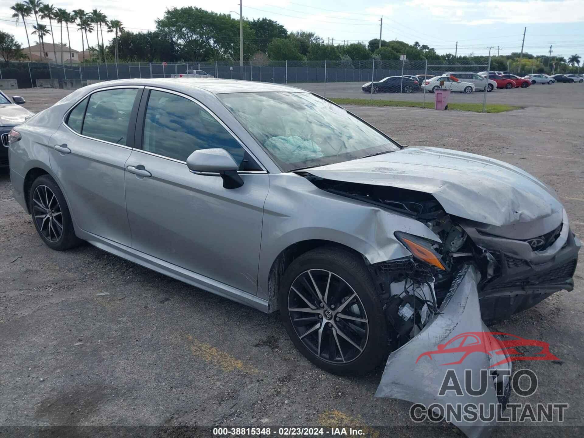 TOYOTA CAMRY 2024 - 4T1G11AK6RU212789