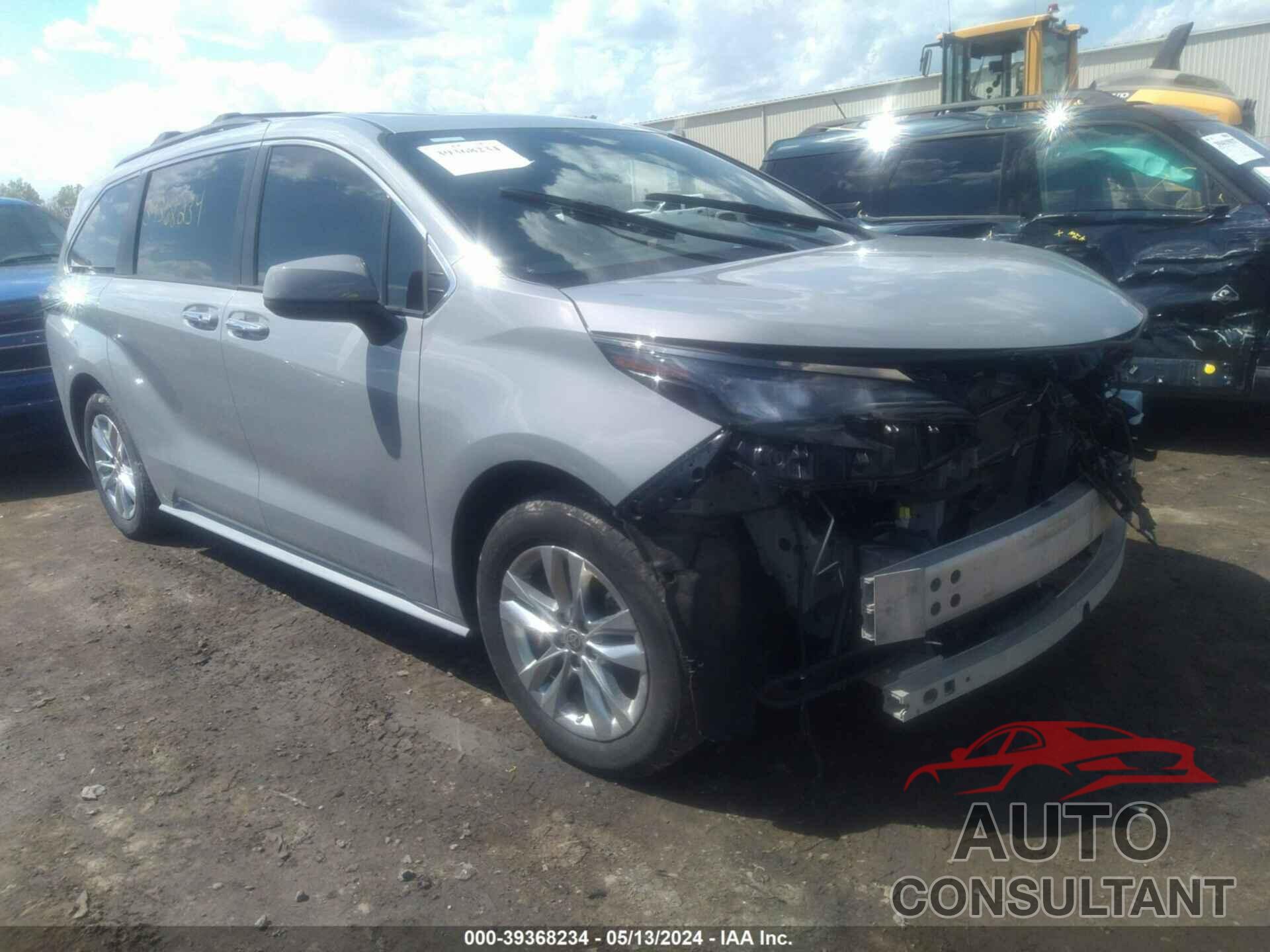 TOYOTA SIENNA 2022 - 5TDASKFC1NS054701