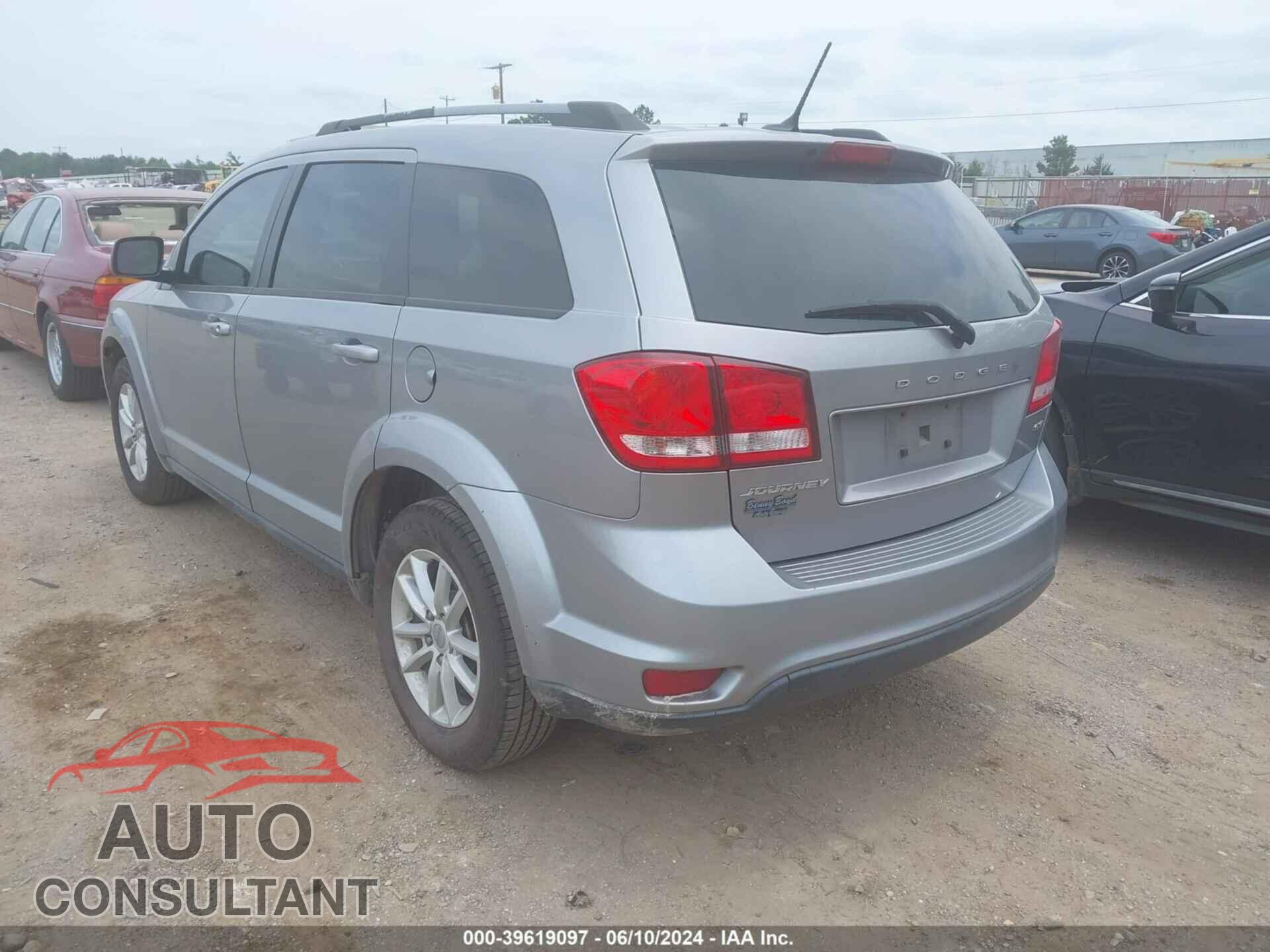 DODGE JOURNEY 2017 - 3C4PDCBB8HT600007