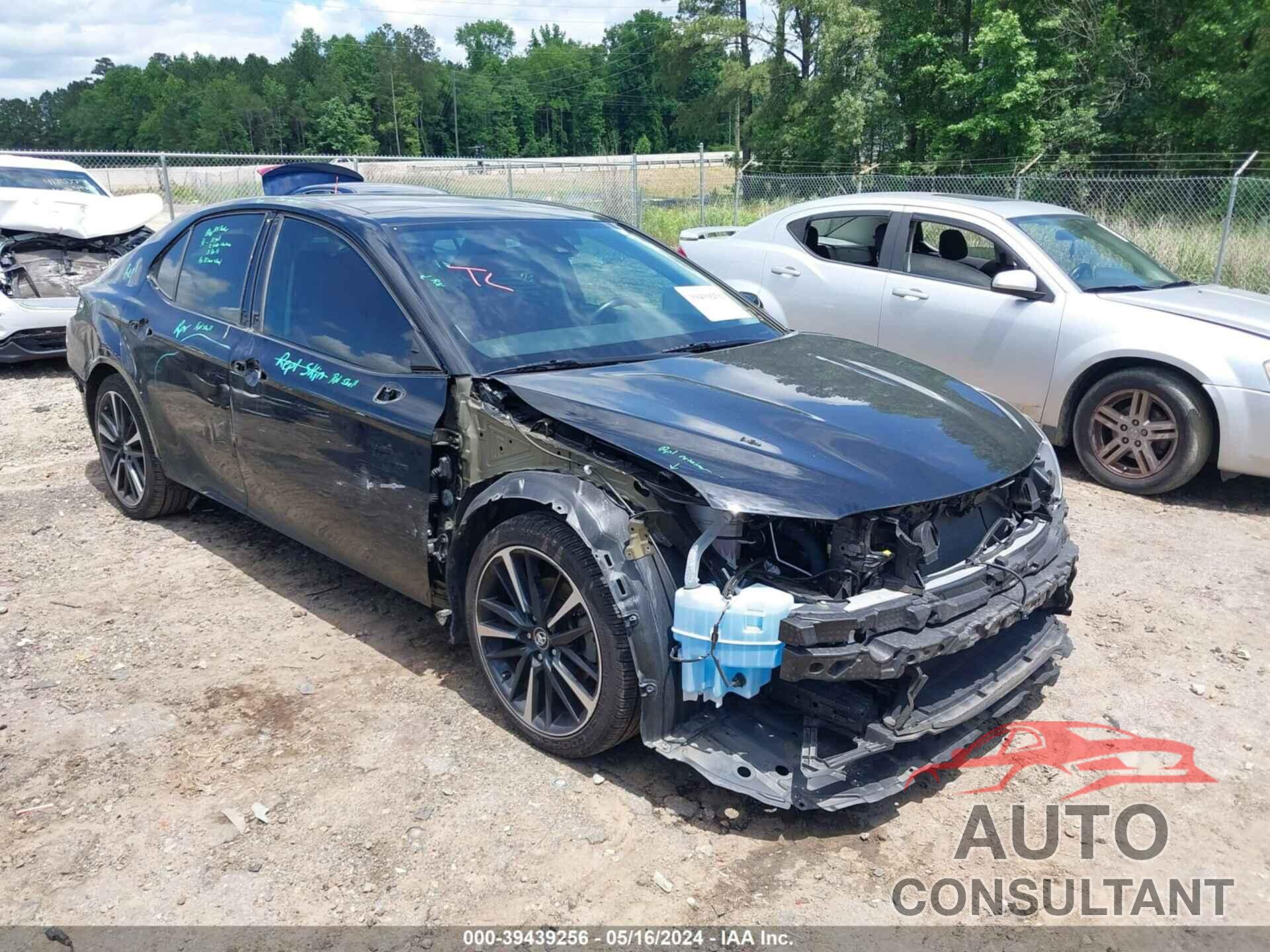 TOYOTA CAMRY 2020 - 4T1KZ1AK6LU038703
